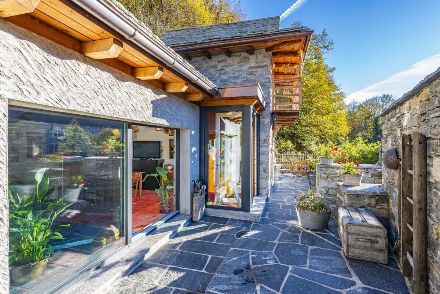 Rustico with Mill - Photo 4 of 13