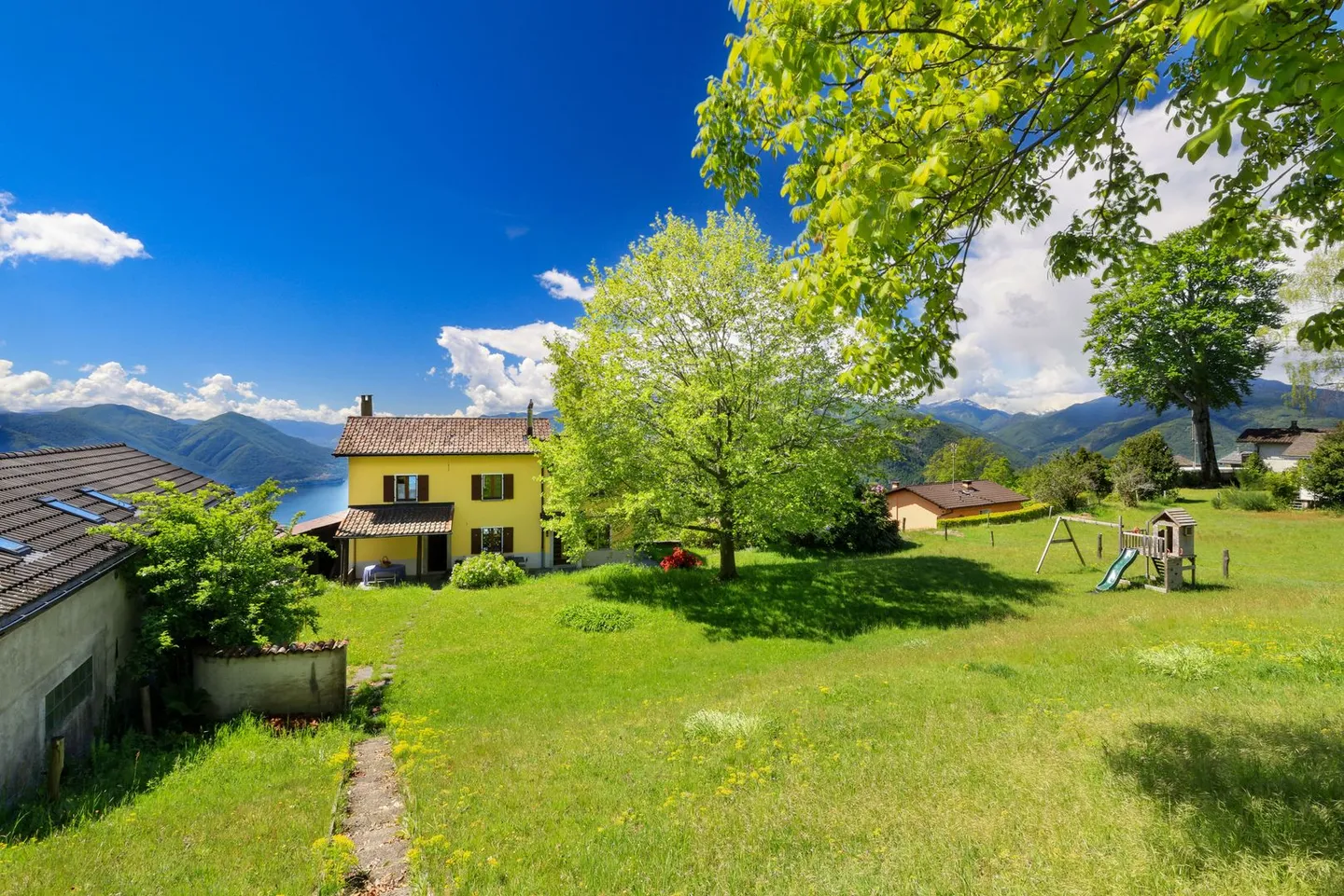 House Nocino - Photo 1 of 13