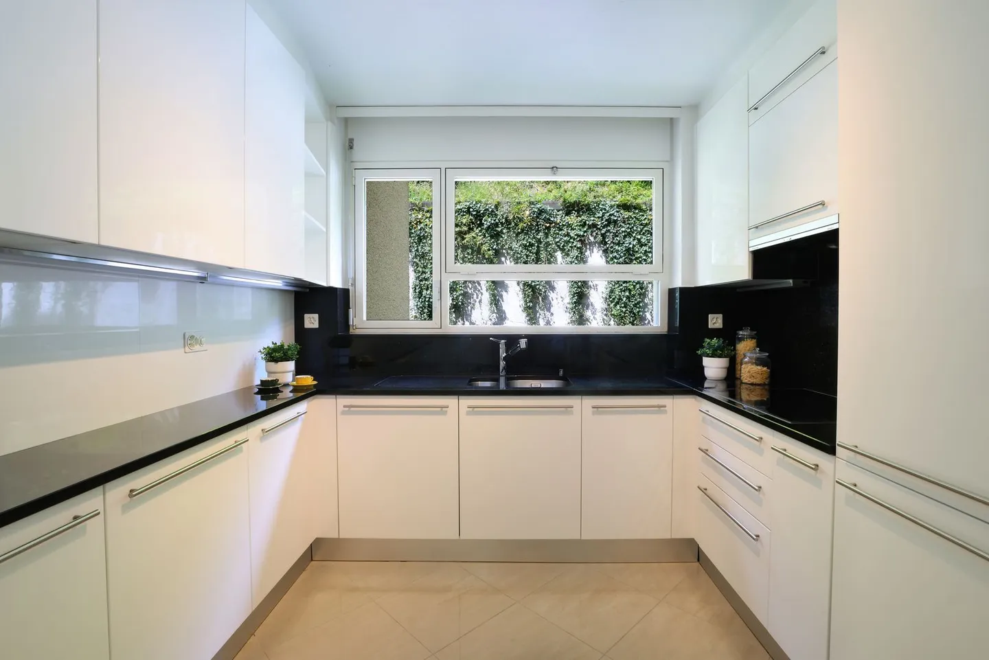 Montana Lake Residence - Photo 12 of 13