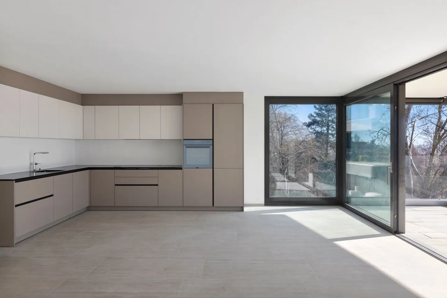 Appartement élégant avec vue sur le lac - Photo 2 sur 12