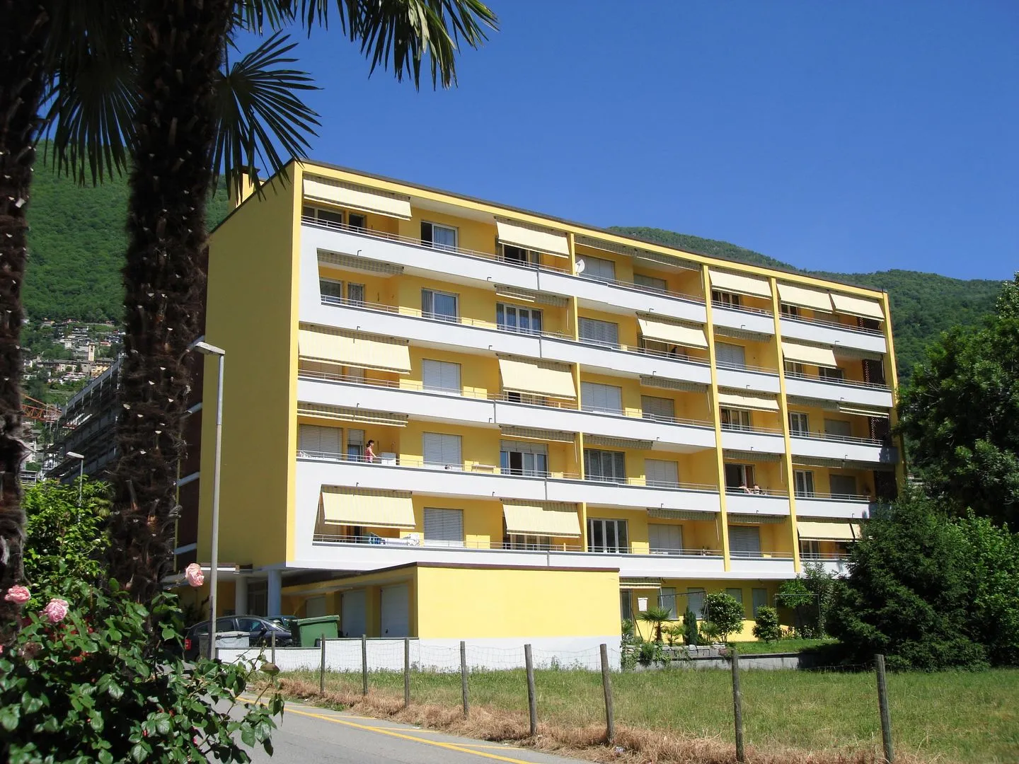 Charming 1.5-room apartment near Lake Maggiore - Photo 1 of 13