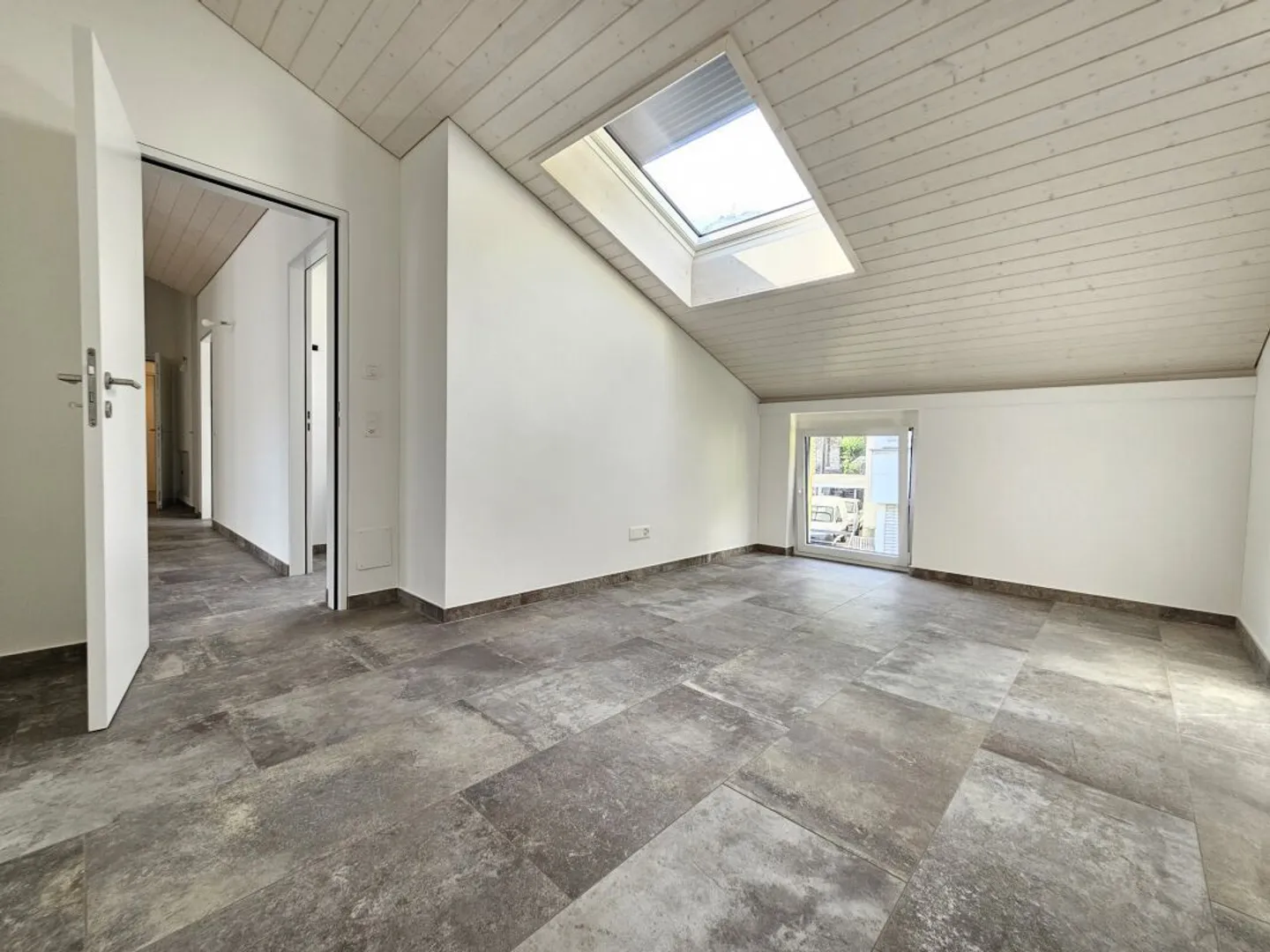Modernes Apartment in Gordola - Foto 5 von 12