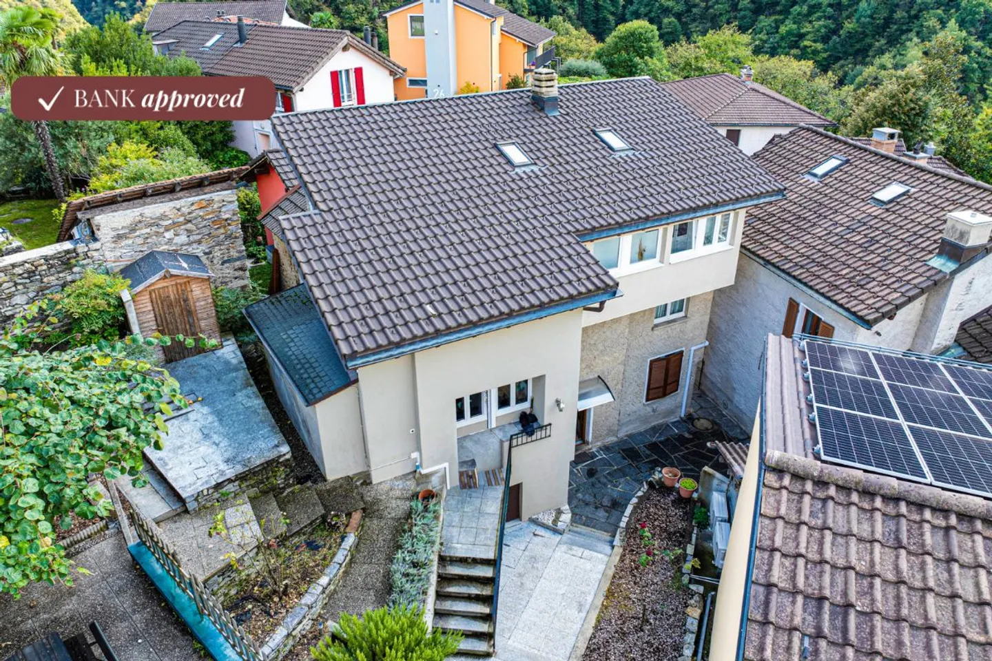 Haus im Dorfkern - Foto 1 von 13