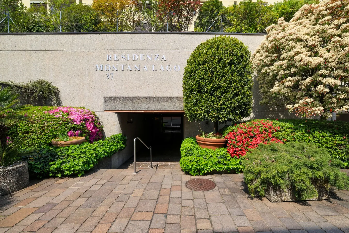 Montana Lake Residence - Photo 6 of 13