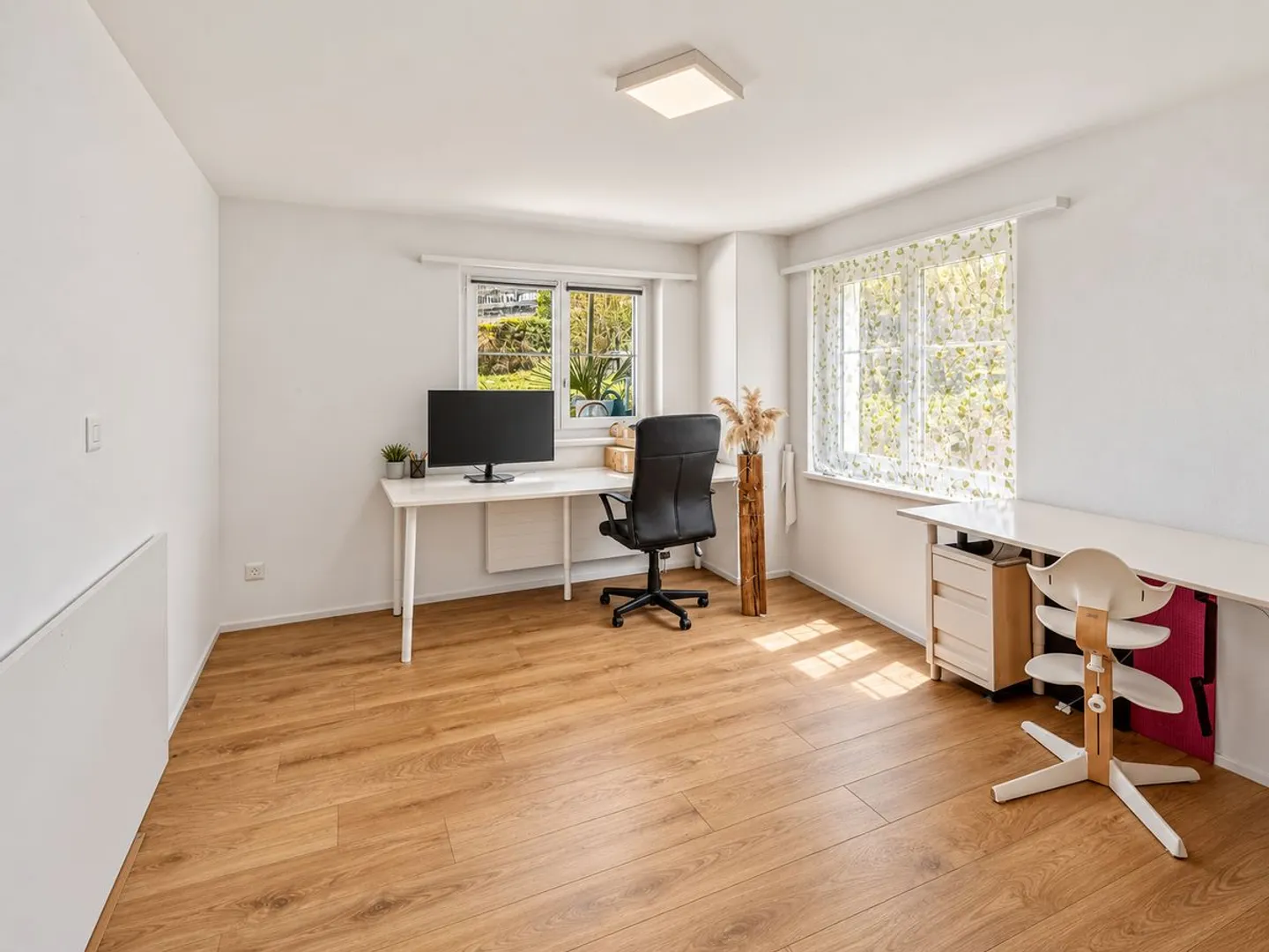 Dream Home: 8-Room Single-Family House with Beautiful View in Wald ZH - Photo 11 of 13