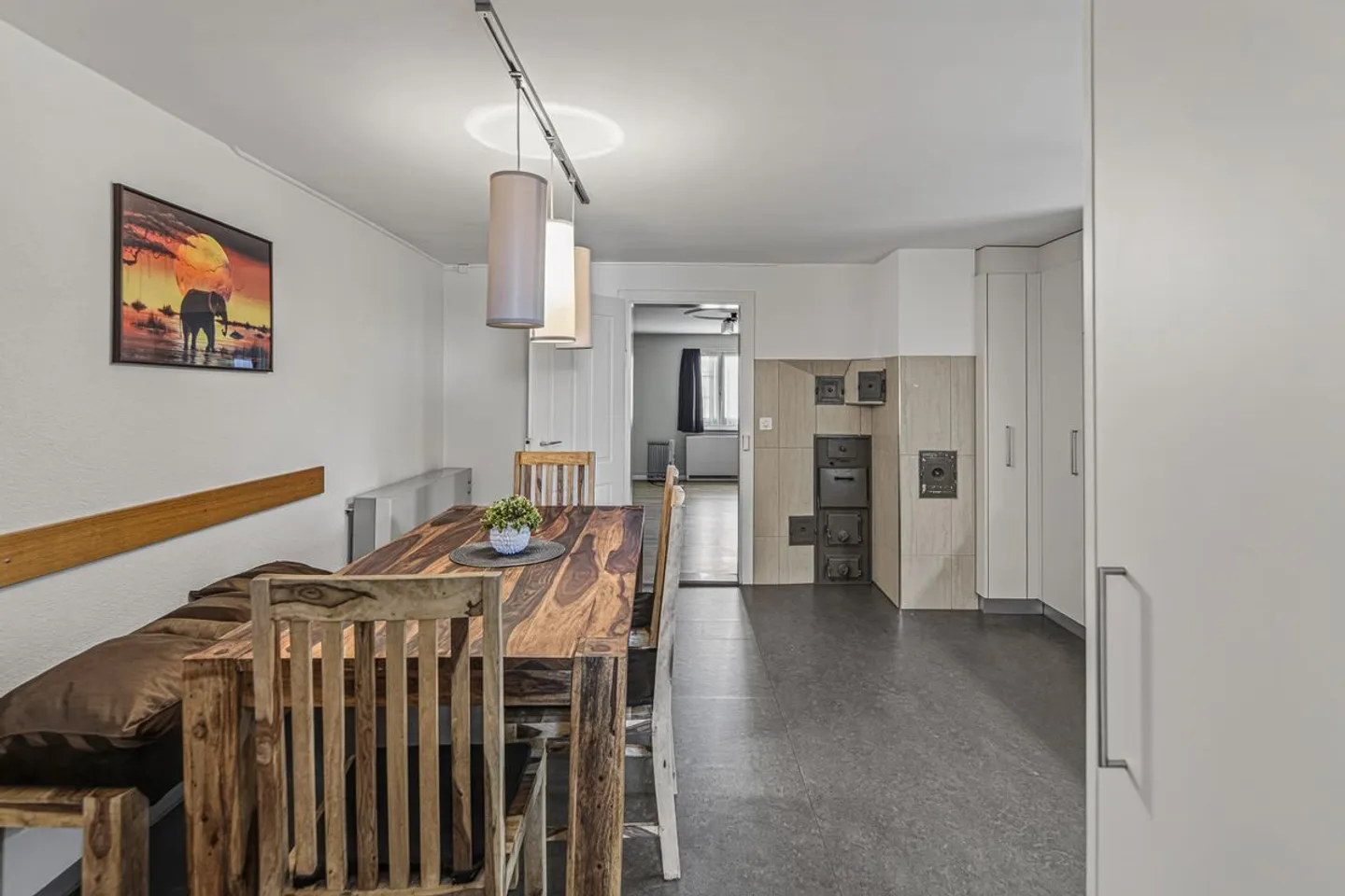 Zuhause mit Zukunft - Zwei Wohnungen, viel Platz und Ausbaupotenzial - Photo 5 sur 13