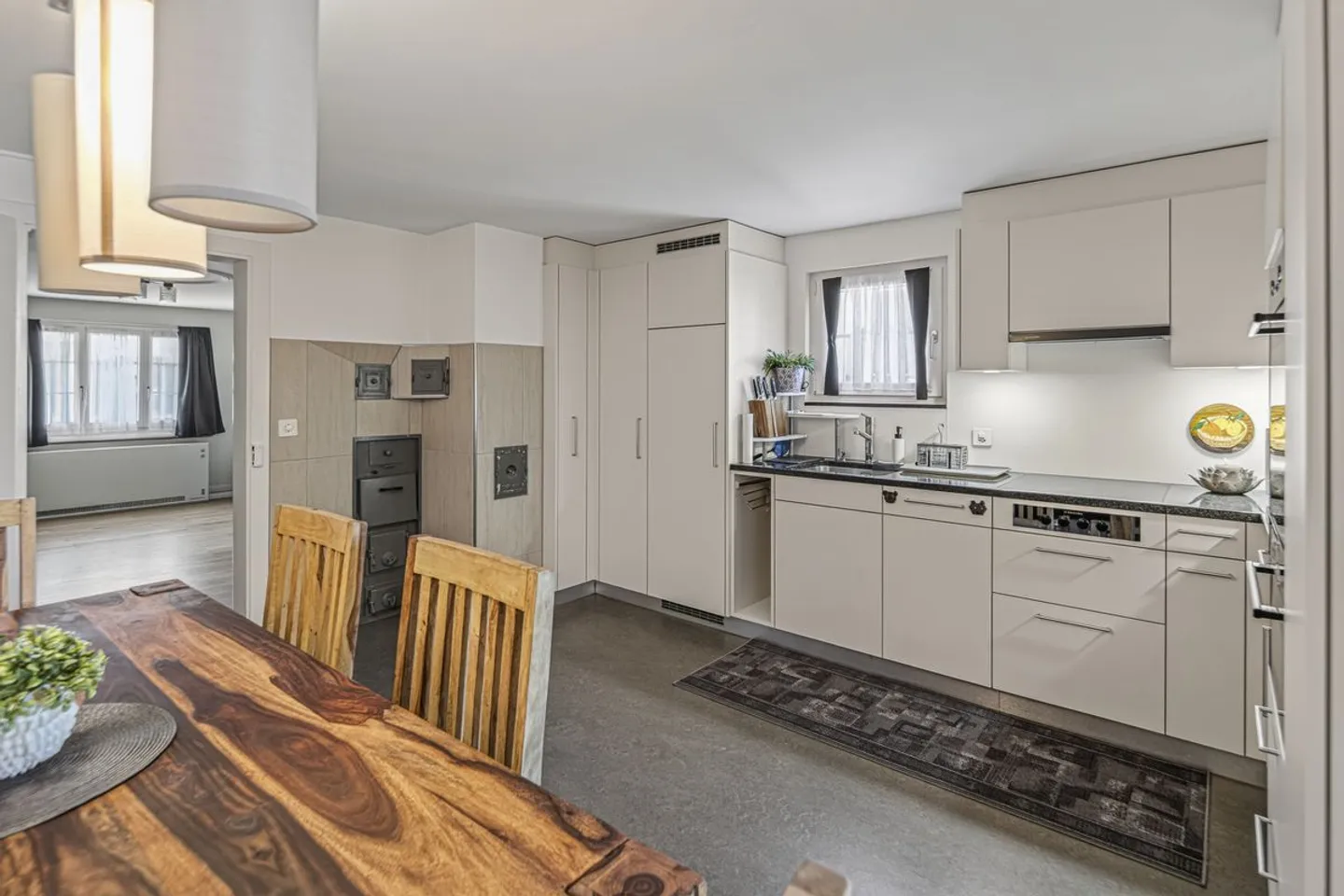 Zuhause mit Zukunft - Zwei Wohnungen, viel Platz und Ausbaupotenzial - Photo 6 sur 13