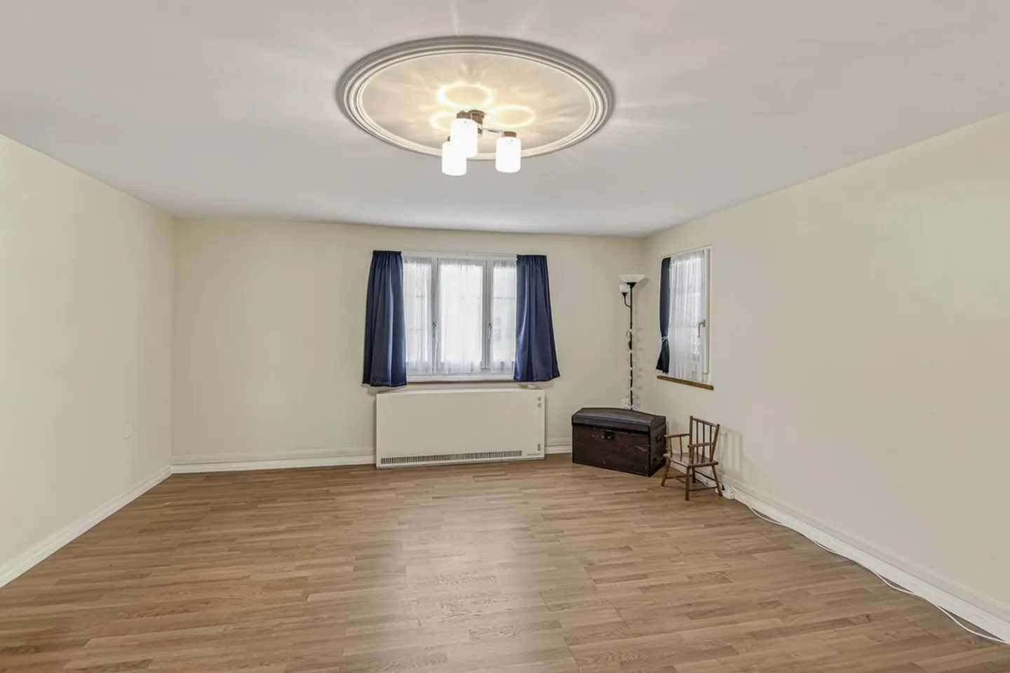 Zuhause mit Zukunft - Zwei Wohnungen, viel Platz und Ausbaupotenzial - Photo 8 sur 13