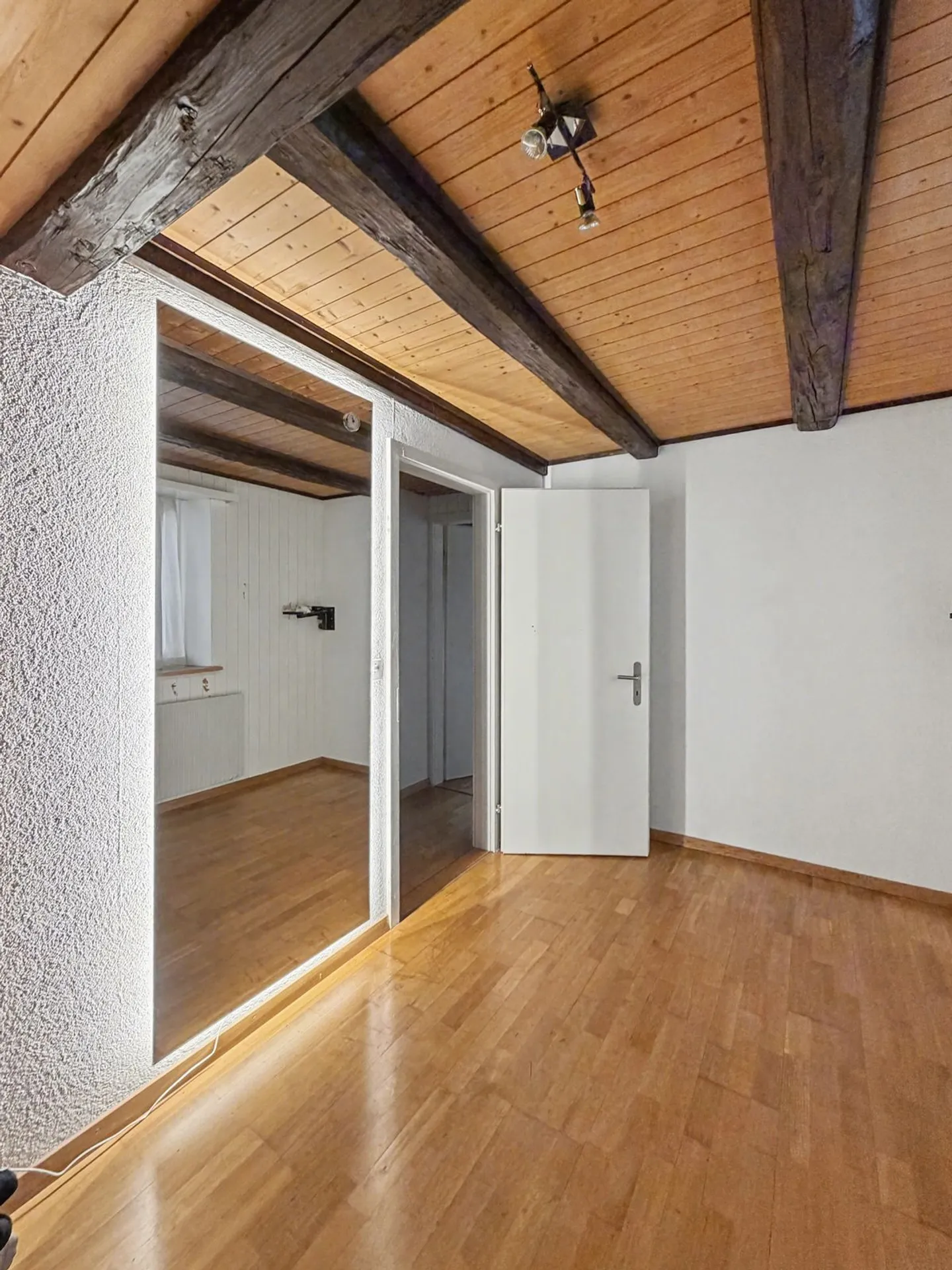 Casa angolare 4.5 stanze con carattere - Casa familiare nel stile Flarz - Foto 2 di 13