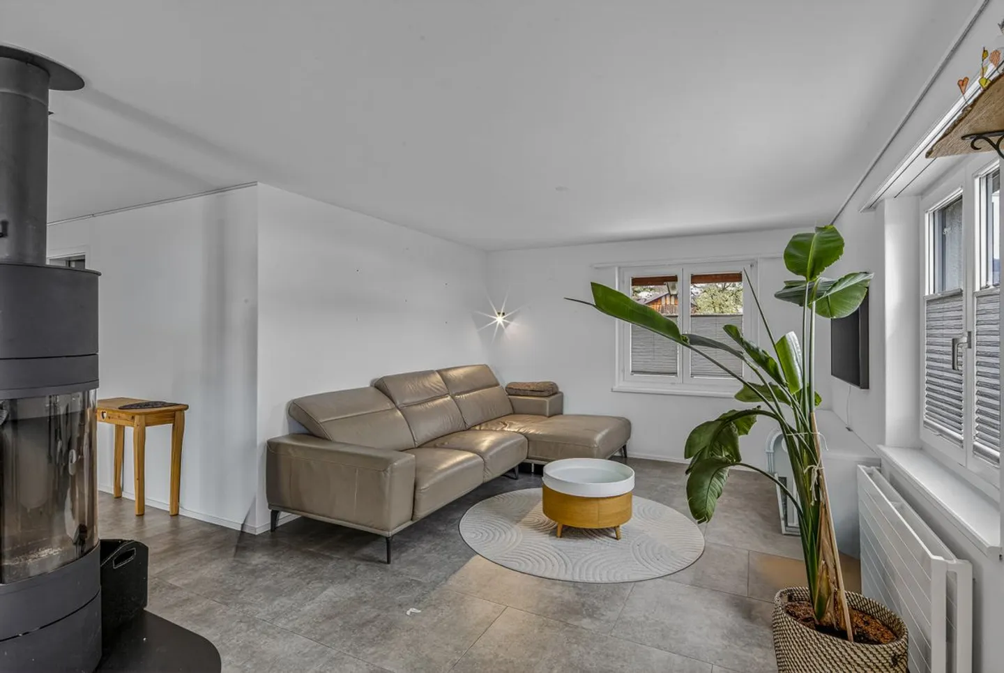 Modern Family House with a View! - Photo 11 of 13