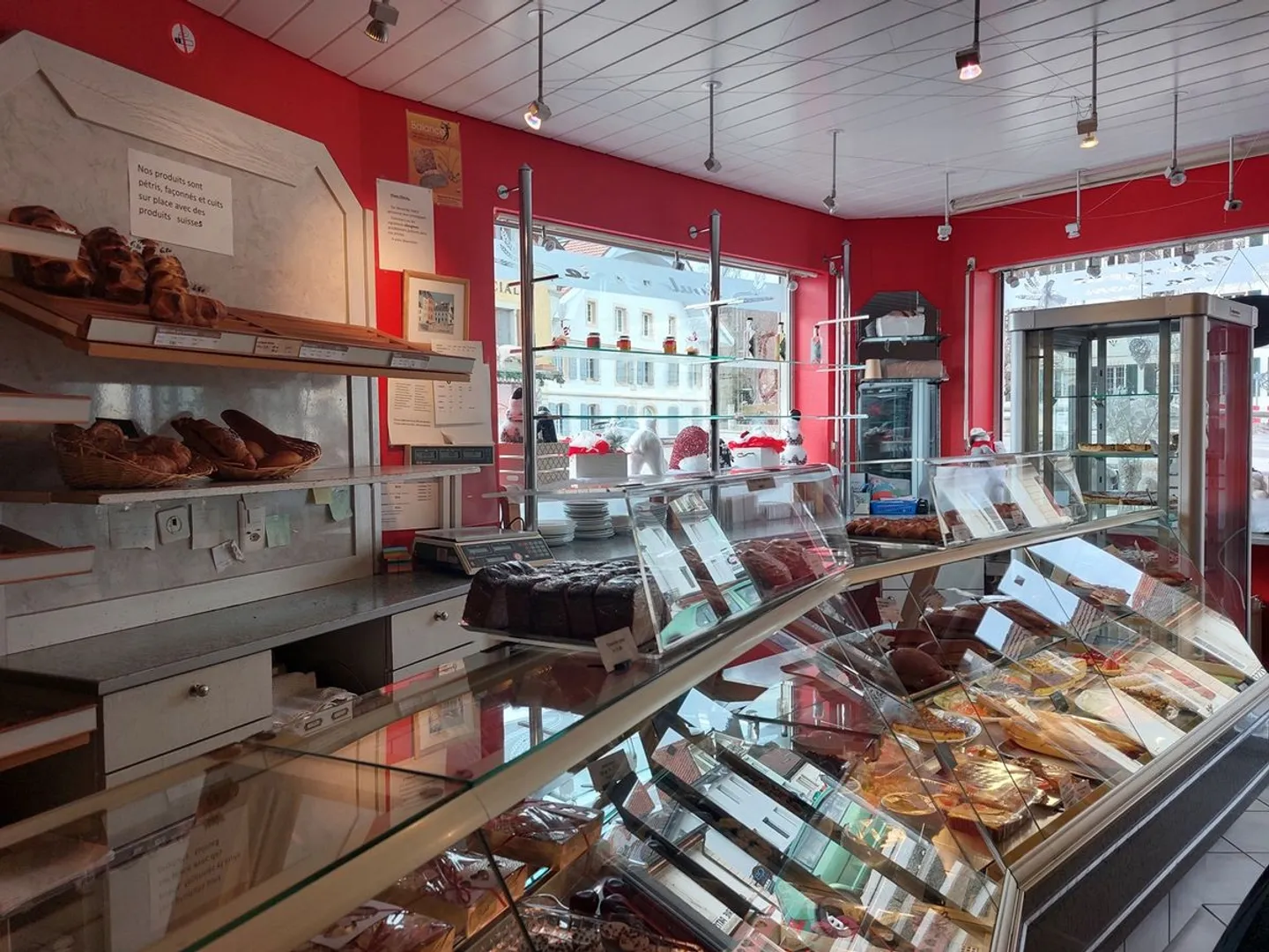 Residential property with tea room and magnificent terrace, privileged location - Photo 4 of 12