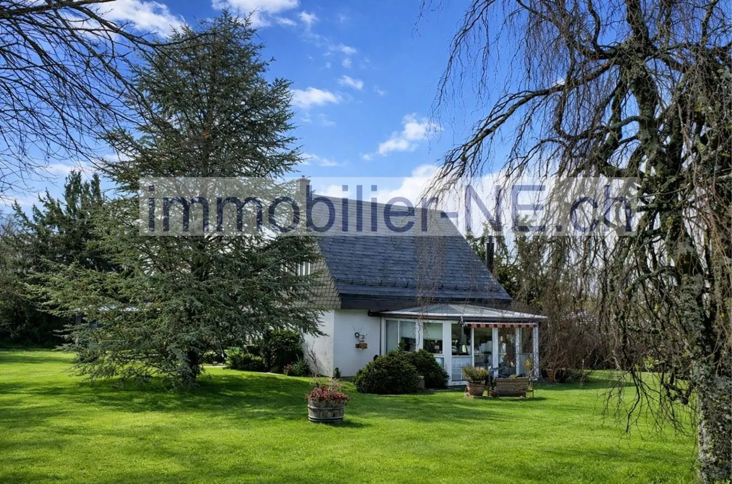 Villa Familiale Charmante avec Jardin - Photo 1 sur 9