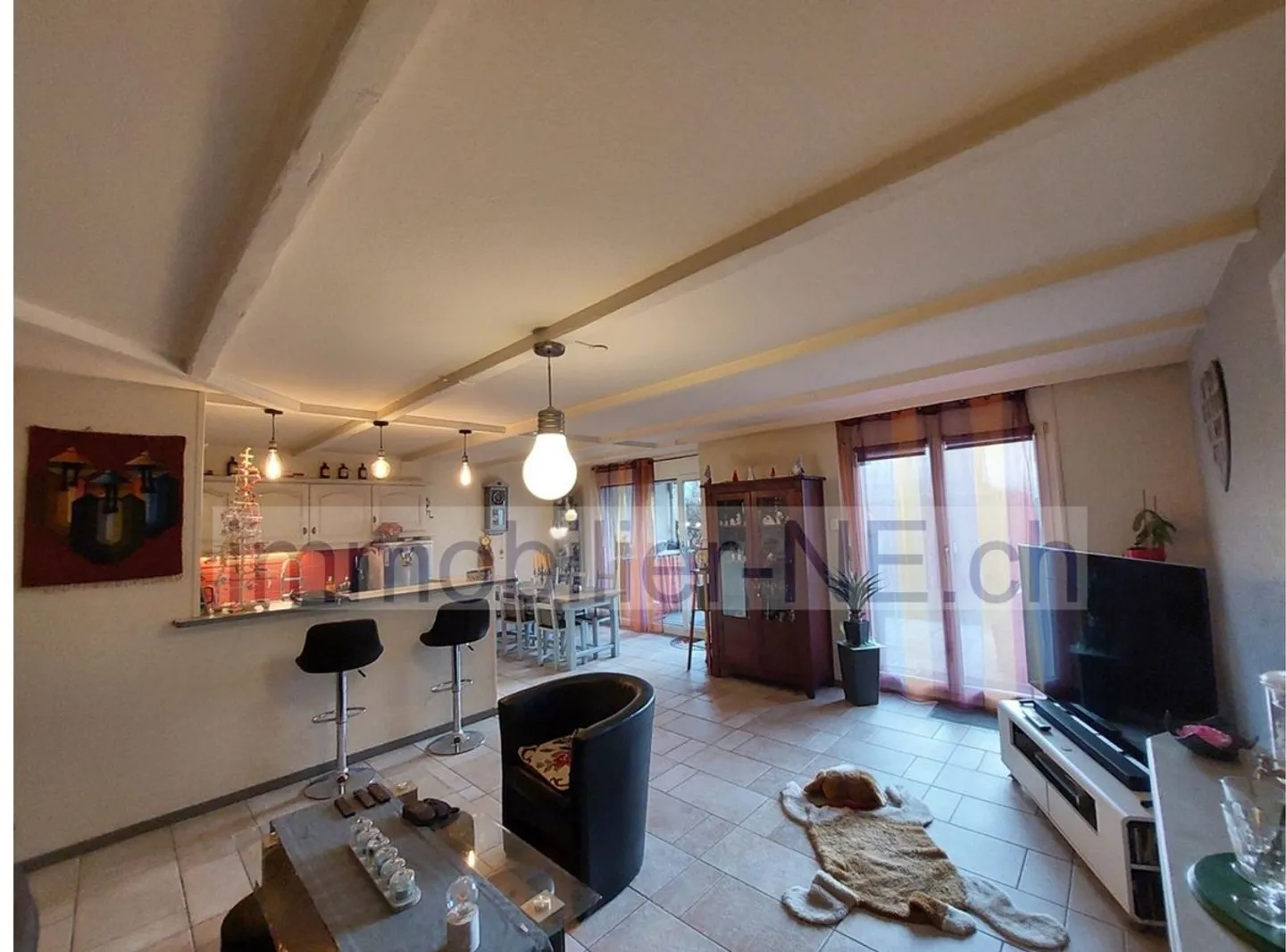 Modernes 4,5-Zimmer-Apartment mit Garten - Foto 1 von 11