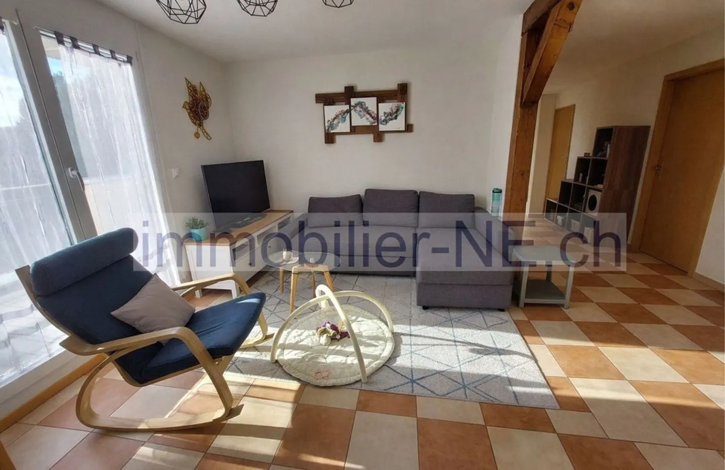 Attique avec Terrasse Spacieuse - Photo 1 sur 10