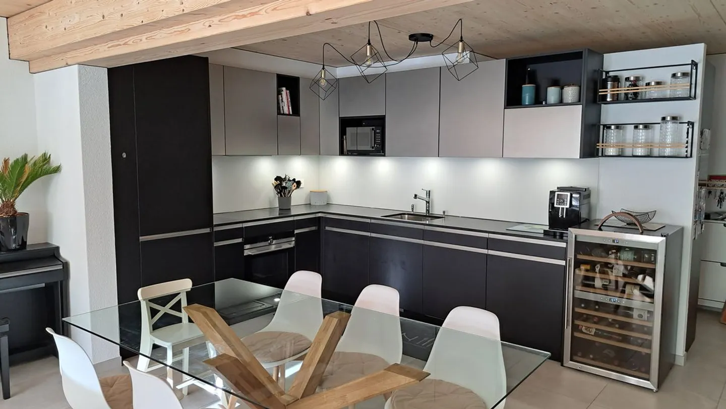 Bell'appartamento di 4,5 locali con terrazza e ascensore - Foto 7 di 12