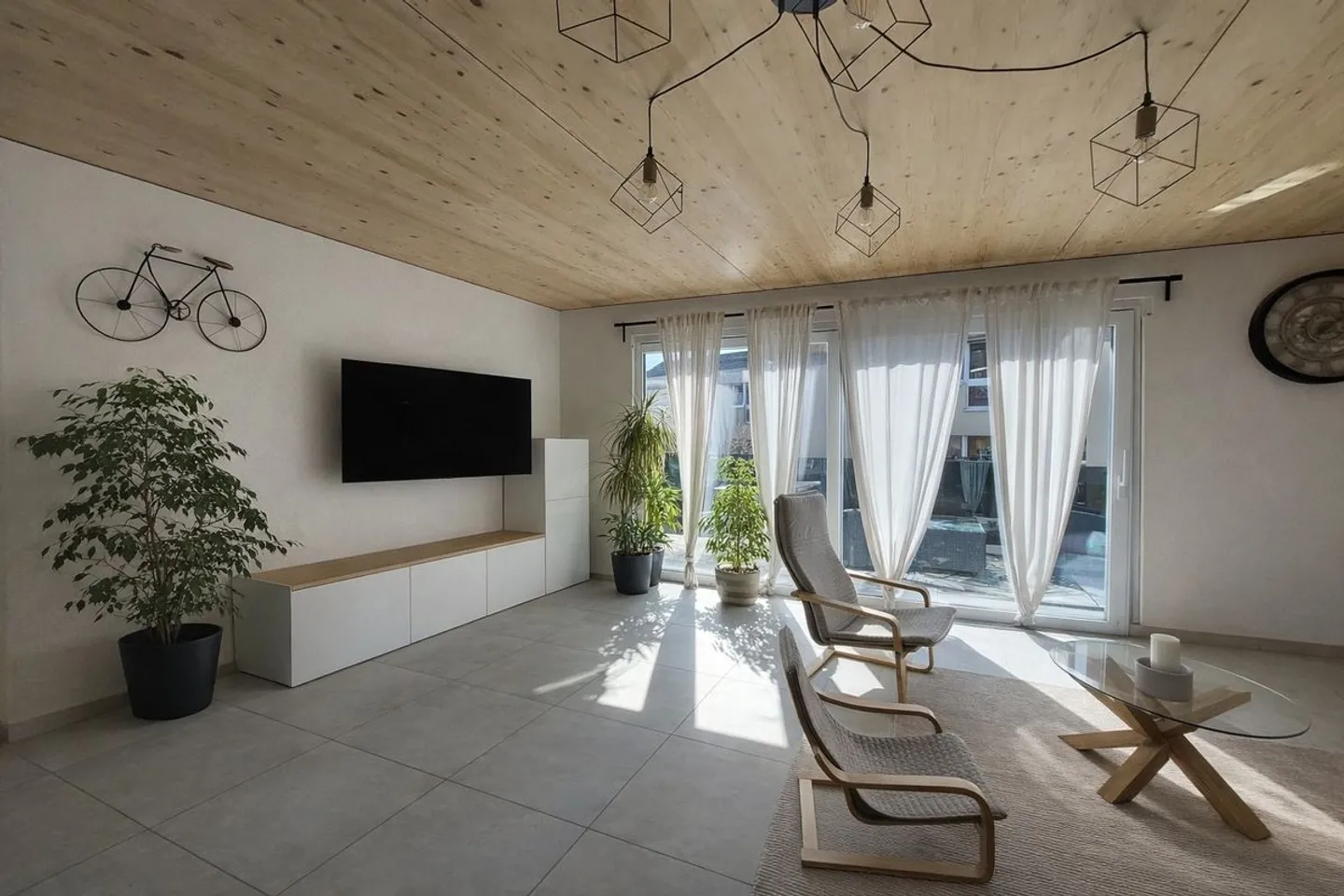 Appartement moderne de 4,5 pièces avec terrasse, une place de parc intérieure et un place de stationnement extérieure - Foto 4 von 11