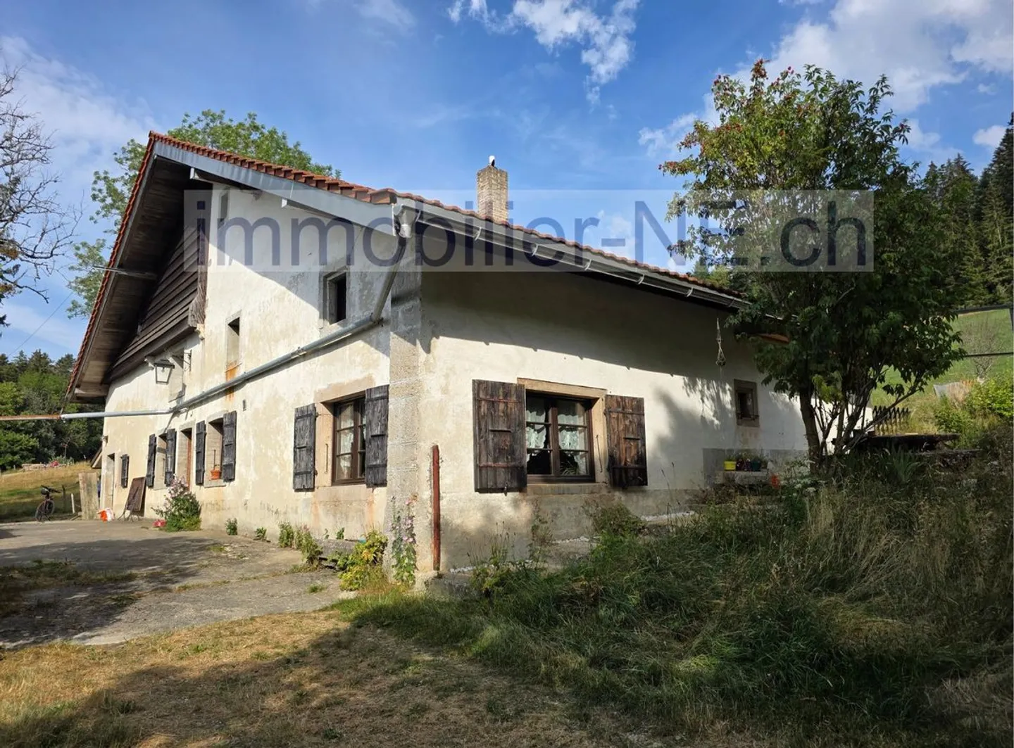 Charming renovated farmhouse with a magnificent large garden - Photo 1 of 13