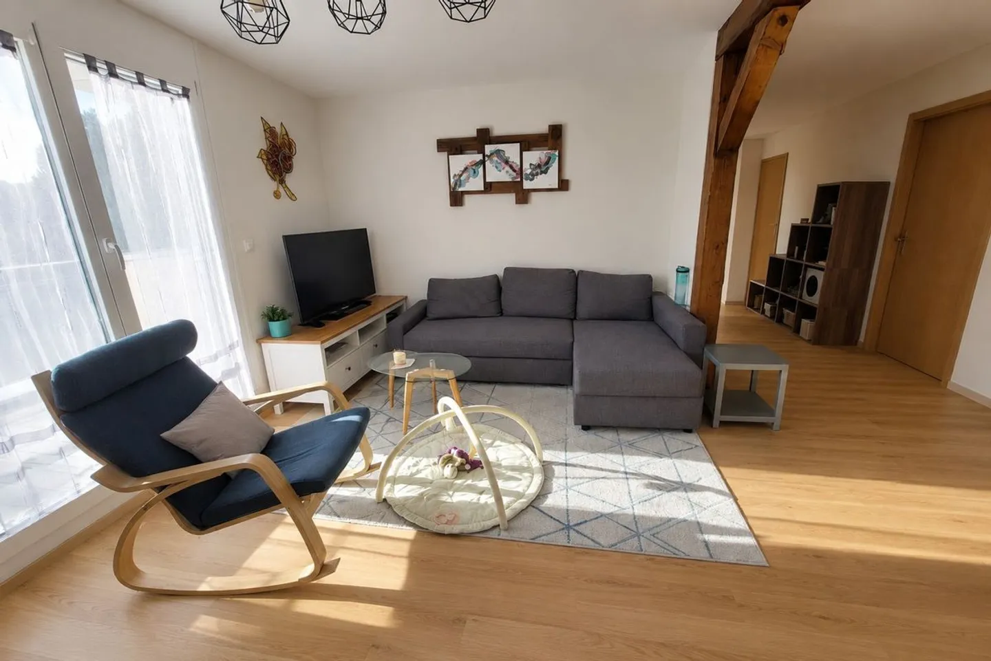 Appartamento attico con terrazza, garage doppio e posto auto esterno - Foto 3 di 11