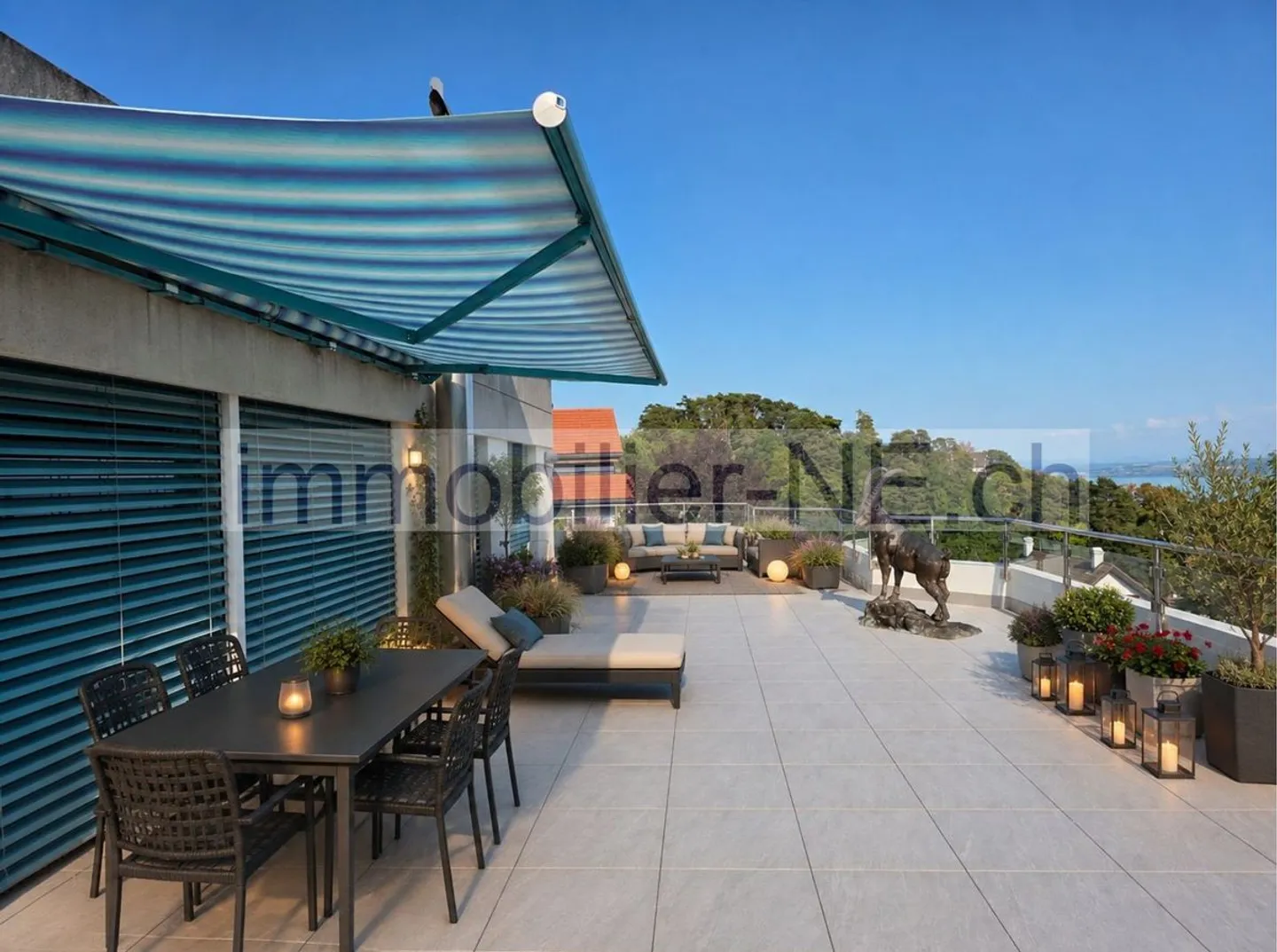Villa con terrazza di 5,5 stanze con vista mozzafiato sul lago e sulle Alpi - Foto 1 di 13