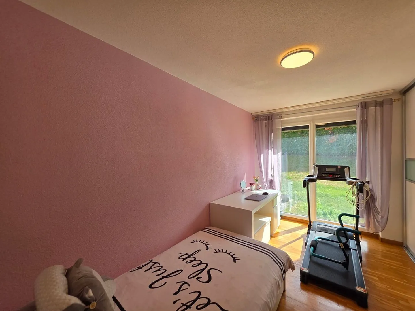 Appartement Charmant avec Jardin Privatif - Photo 9 sur 10