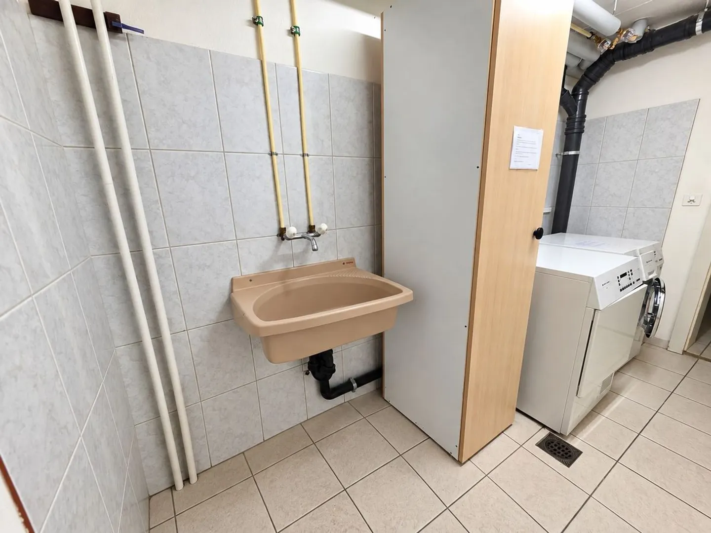 Großes 35 m² Studio mit Außenparkplatz - Foto 5 von 7