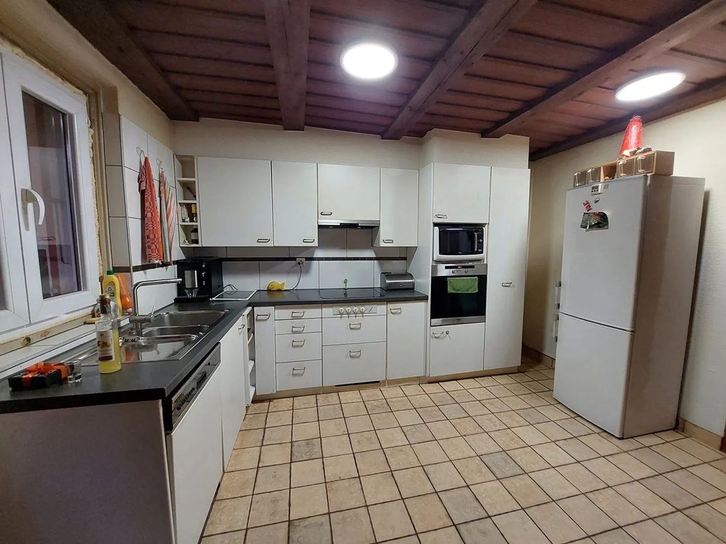 Large house with lake view and potential for development - Photo 7 of 13