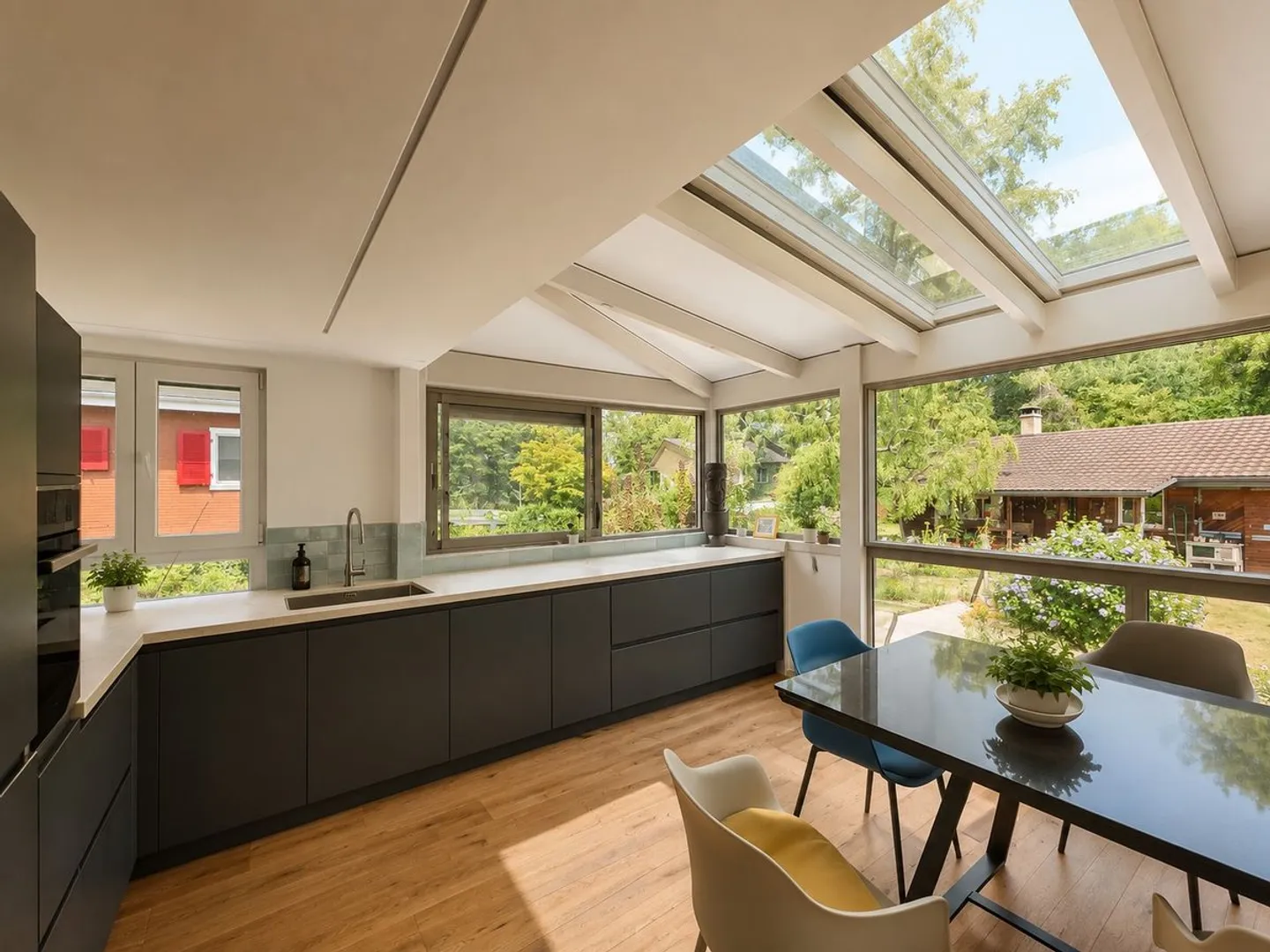Maison individuelle rénovée - Photo 3 sur 13