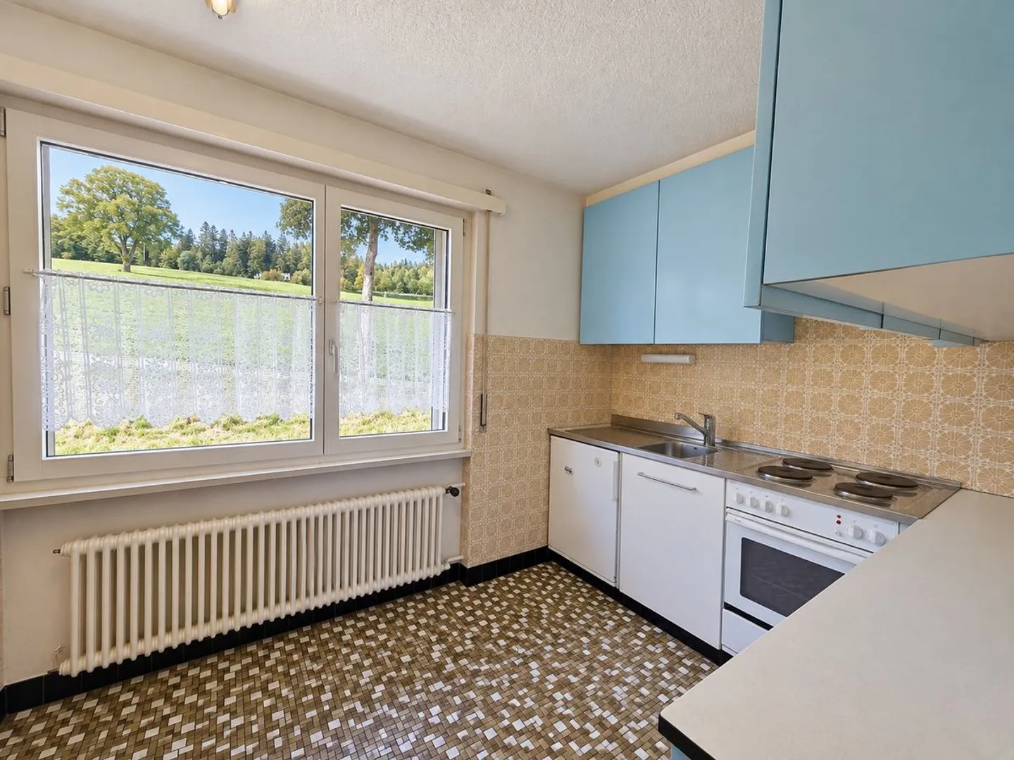 Maison familiale spacieuse avec jardin - Photo 7 sur 13