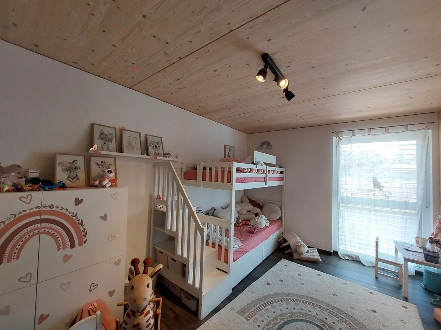 Bell'appartamento di 4,5 locali con terrazza e ascensore - Foto 9 di 12