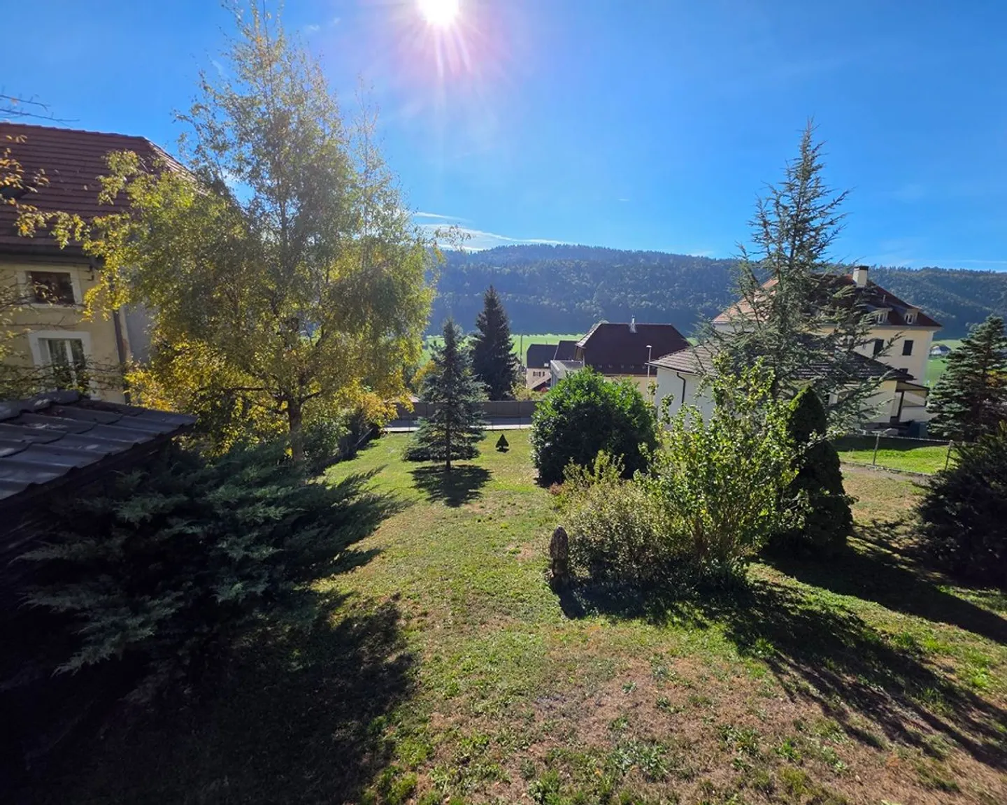 Maison individuelle de caractère avec grand jardin de 1455 m2 et potentiel de construction supplémentaire - Foto 5 von 13