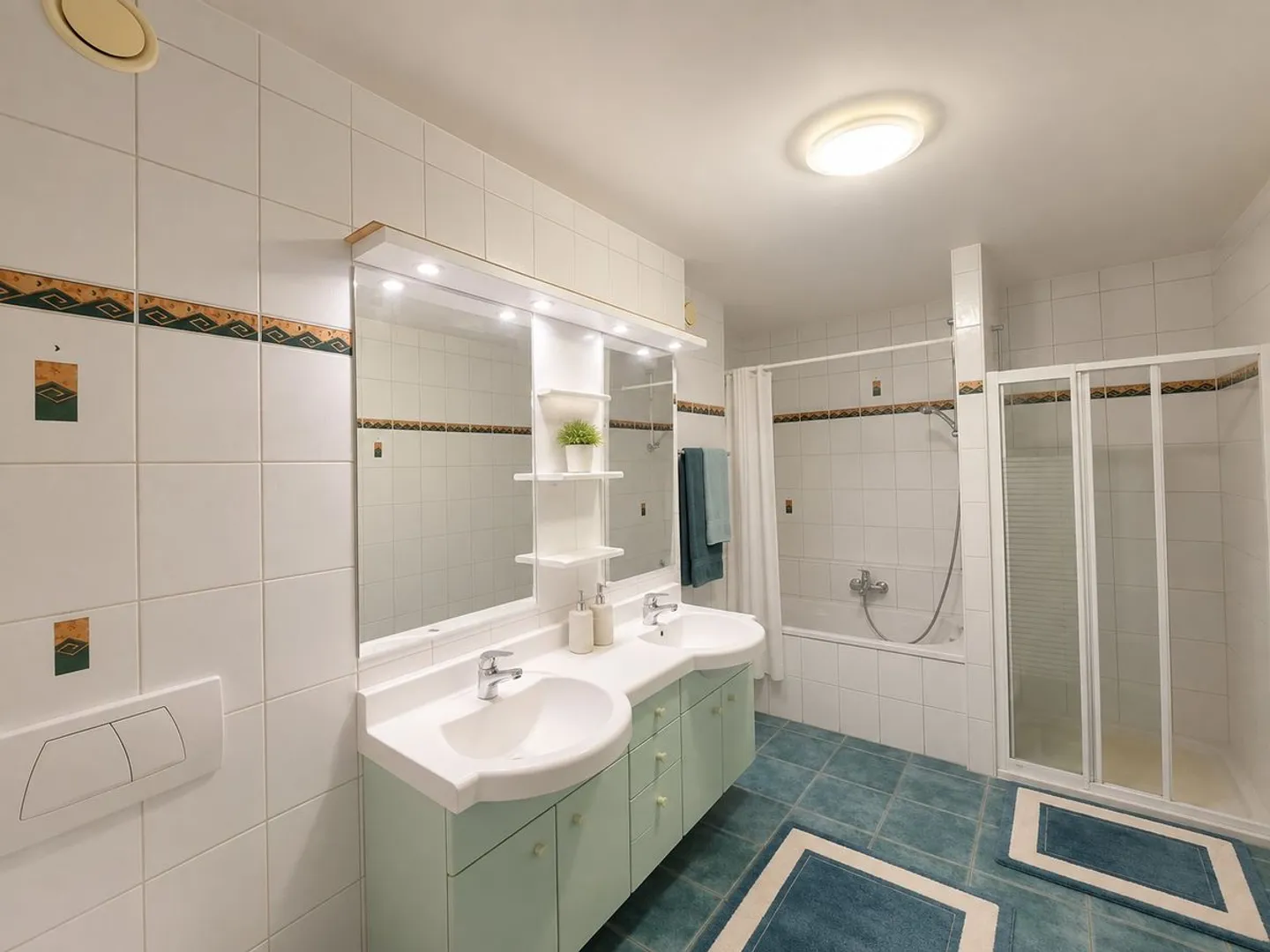 Villa con terrazza di 5,5 stanze con vista mozzafiato sul lago e sulle Alpi - Foto 11 di 13