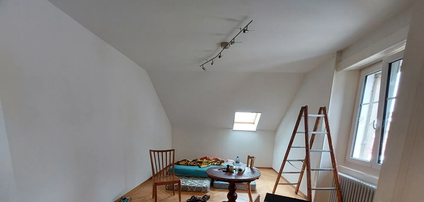 Affascinante edificio residenziale con 10 appartamenti, idealmente situato vicino al centro città - Foto 8 di 13