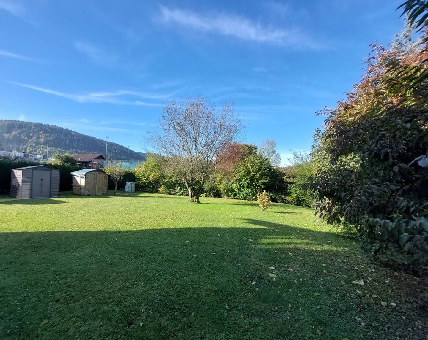 Spacious villa with independent apartment on the lower floor - Photo 4 of 13