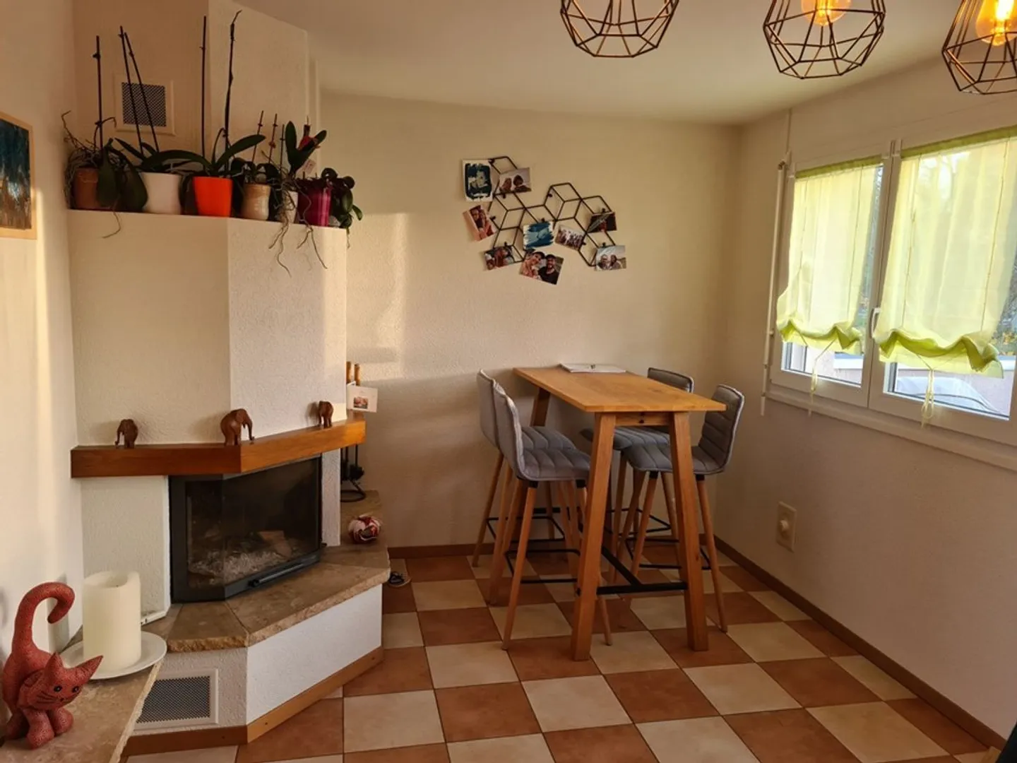 Superb penthouse apartment with terrace and double garage - Photo 4 of 12