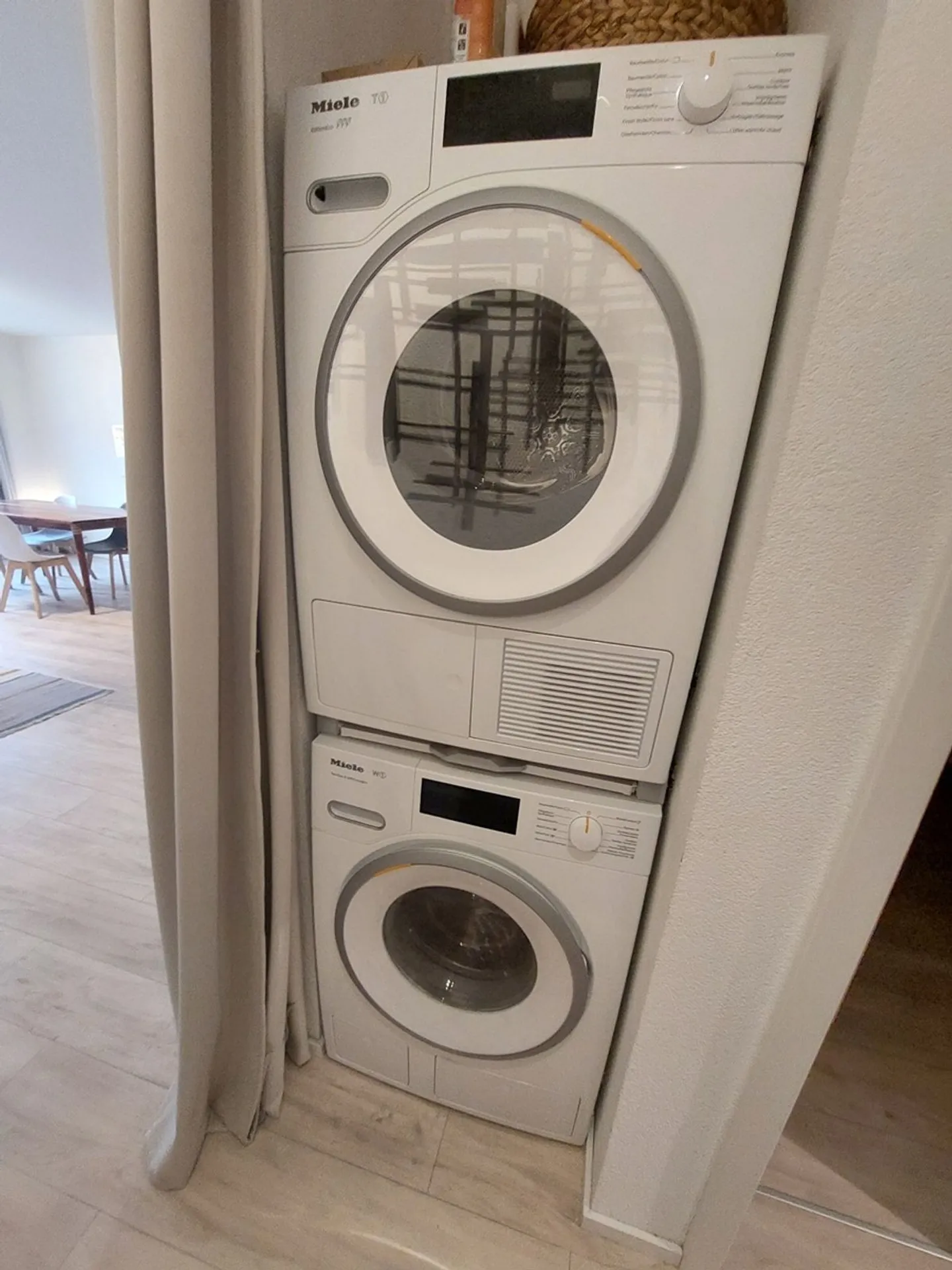 Appartement contemporain de 3,5 pièces avec terrasse et garage - Photo 5 of 10