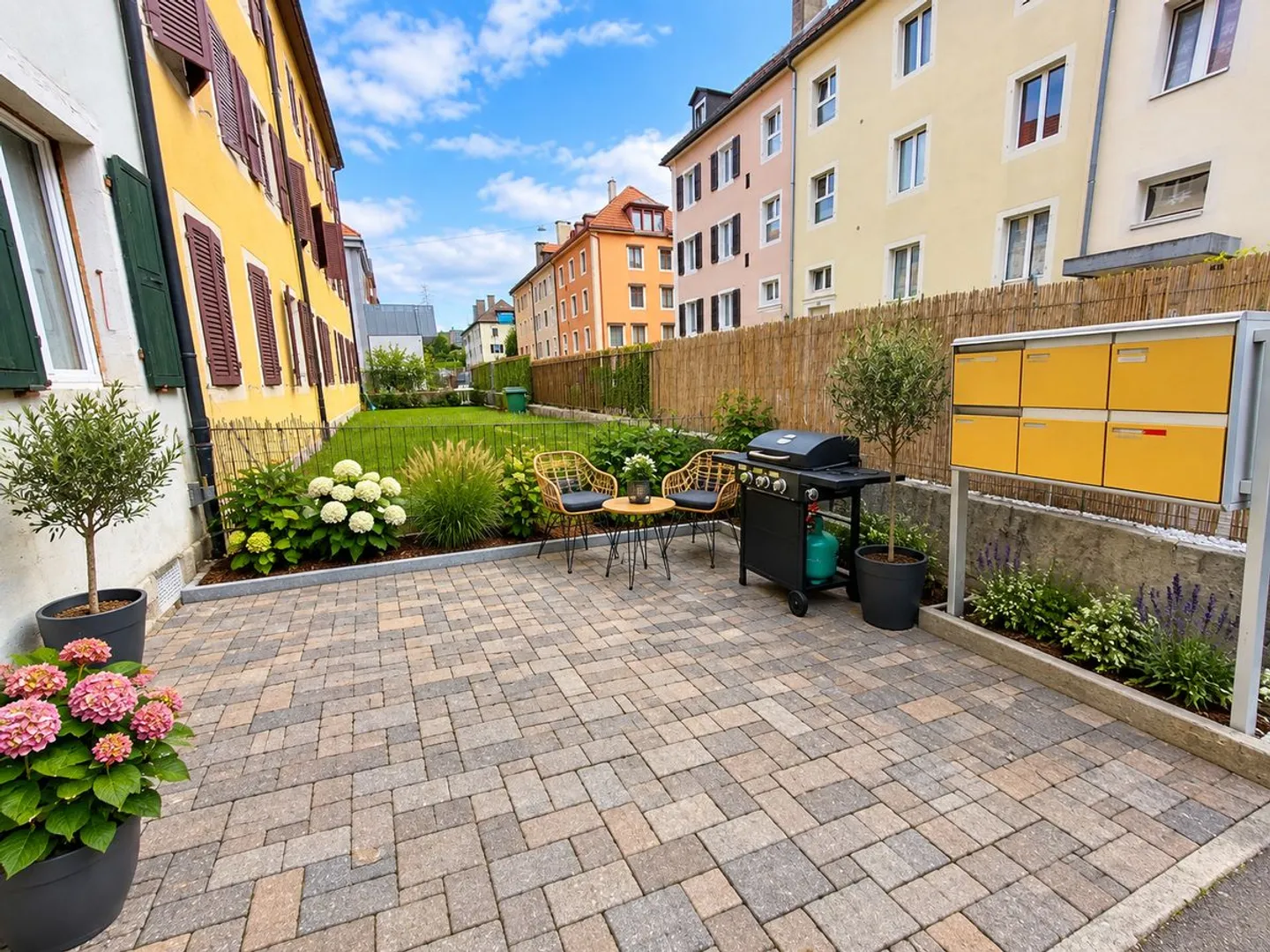 Semi-detached house consisting of 5 fully renovated apartments - Photo 1 of 13