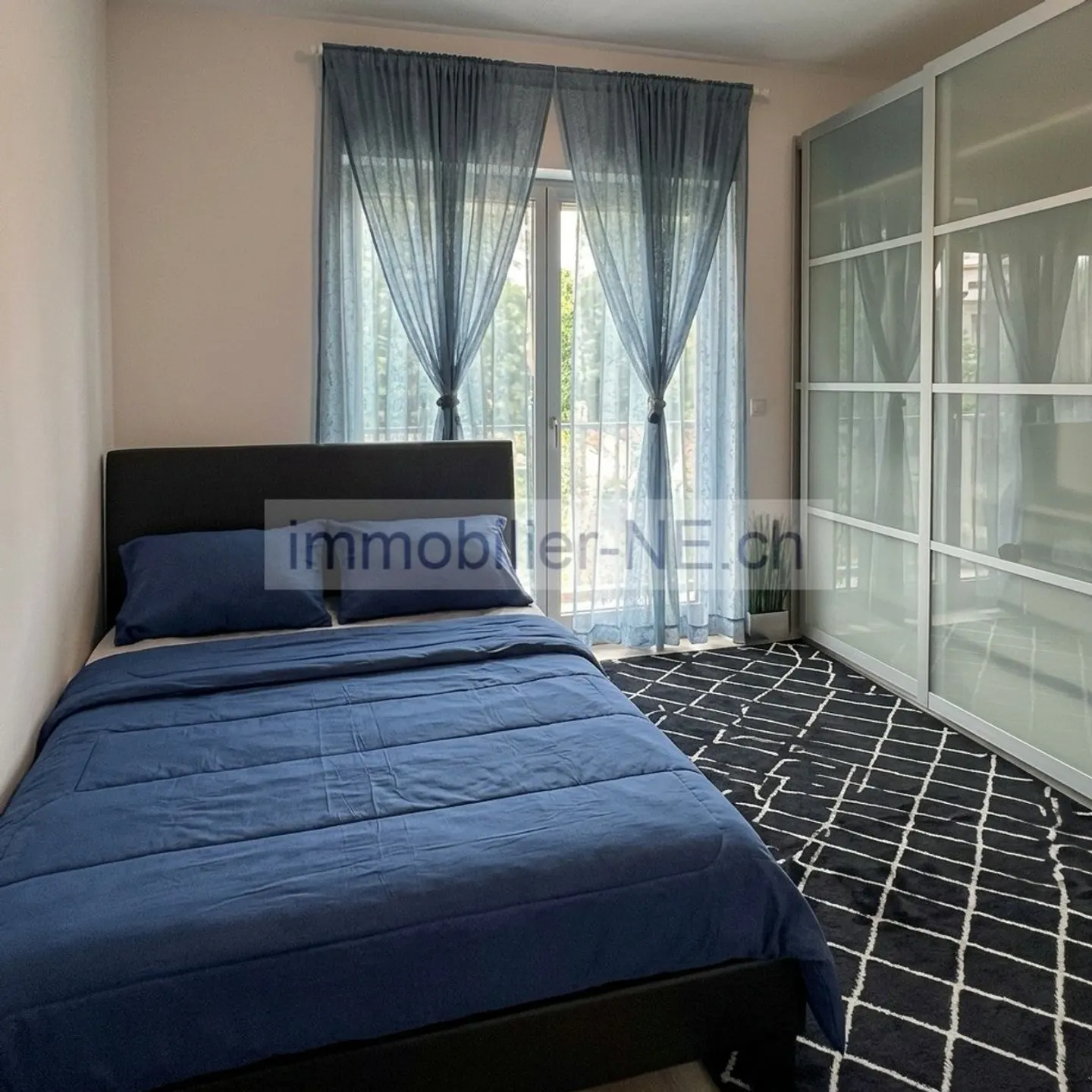 Grande appartamento moderno con giardino, veranda e terrazza di 133 m2 - Foto 3 di 7