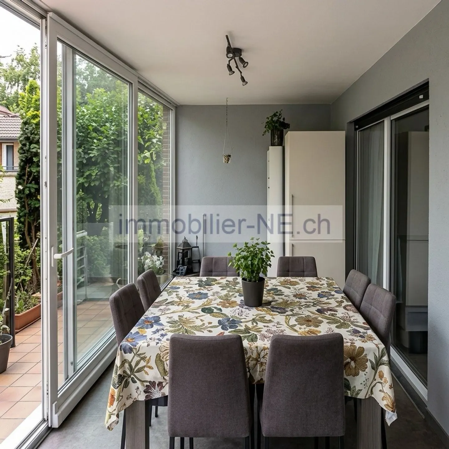 Grande appartamento moderno con giardino, veranda e terrazza di 133 m2 - Foto 2 di 7
