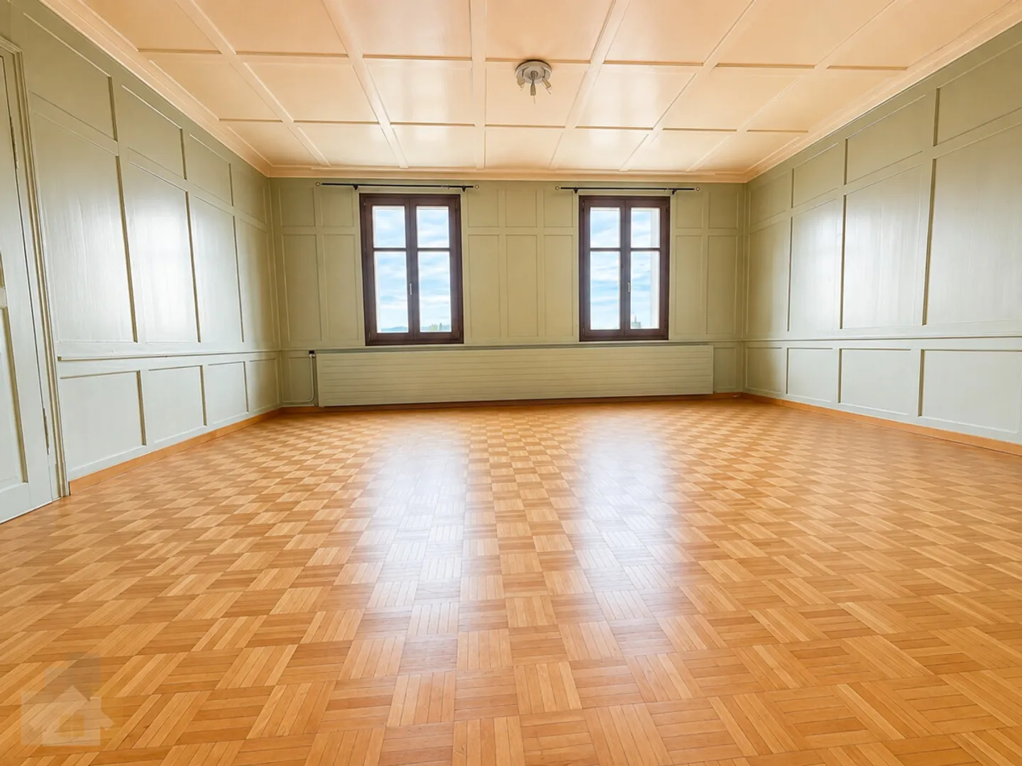 IM ZENTRUM VON ROMANSHORN PAUSCHAL MIT PARKPLATZ ALTBAUWOHNUNG - Foto 1 von 8