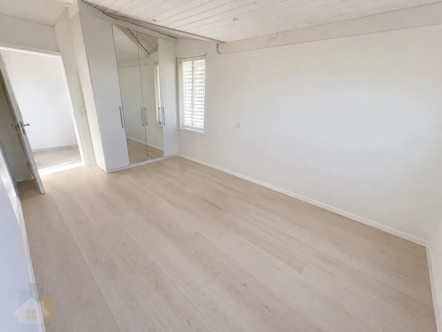 Attikawohnung mit 230 m2 Terrasse, Privatlift und Seesicht - Foto 12 von 13