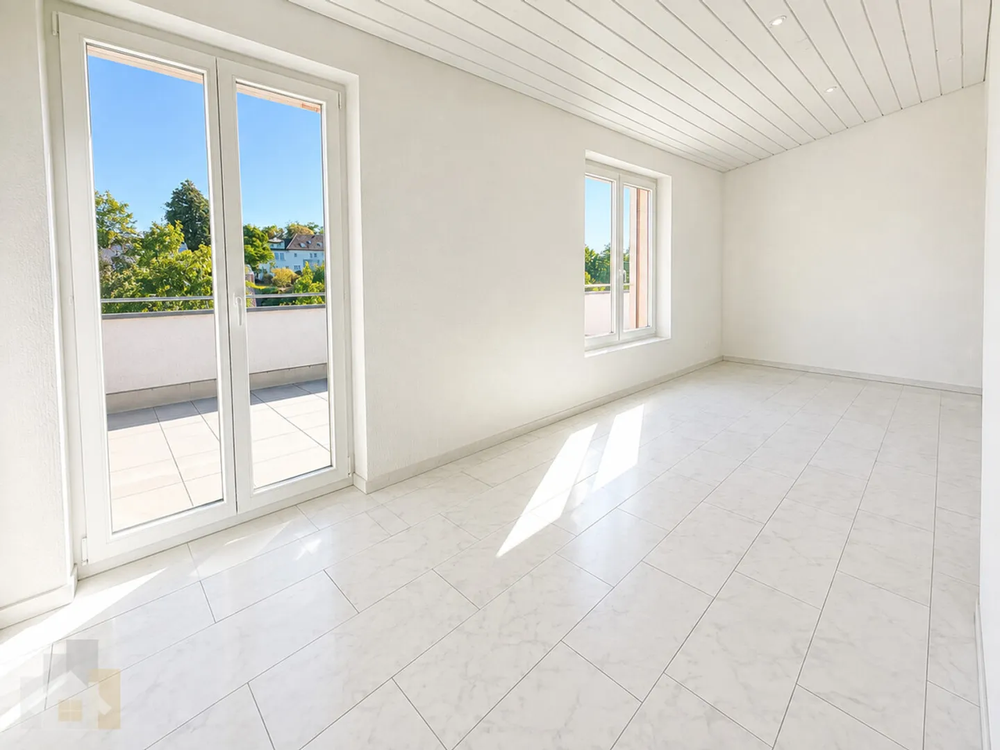 Attikawohnung mit 230 m2 Terrasse, Privatlift und Seesicht - Foto 3 von 13