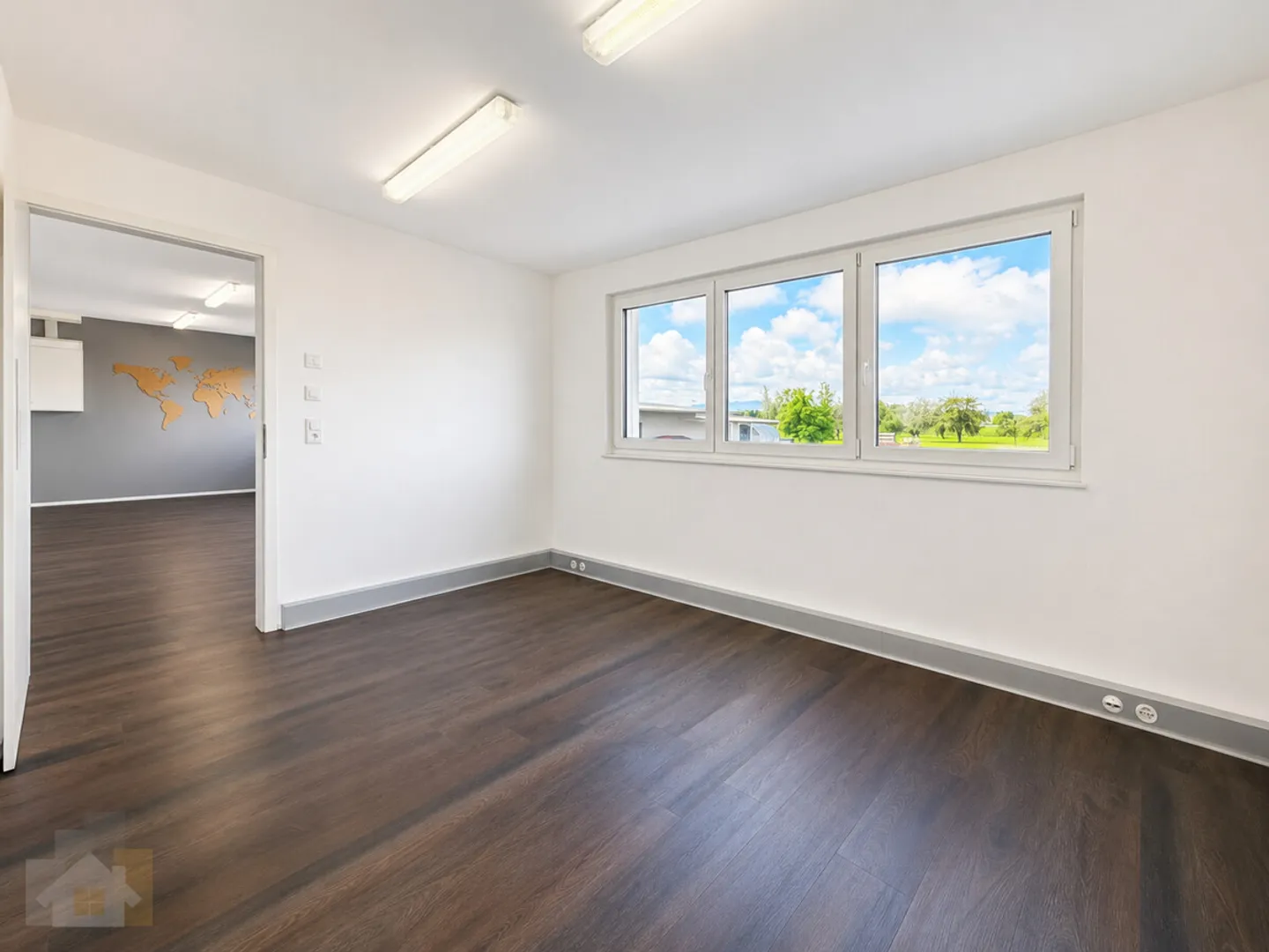 Spazio ufficio attraente di 40 m² in una posizione comoda a Egnach - Foto 2 di 2