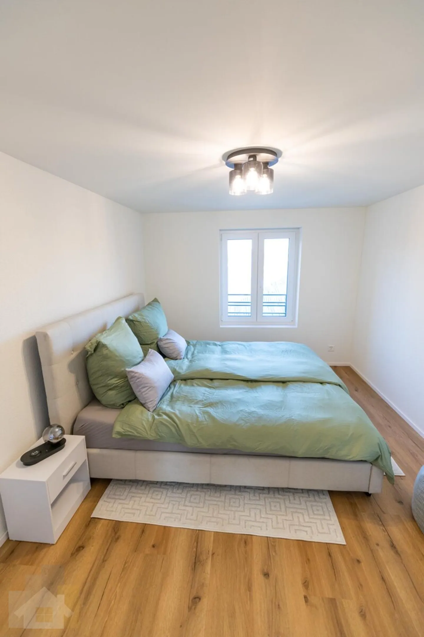 Furnished Dream Apartment in Central Location - Limited Time - Photo 7 of 7