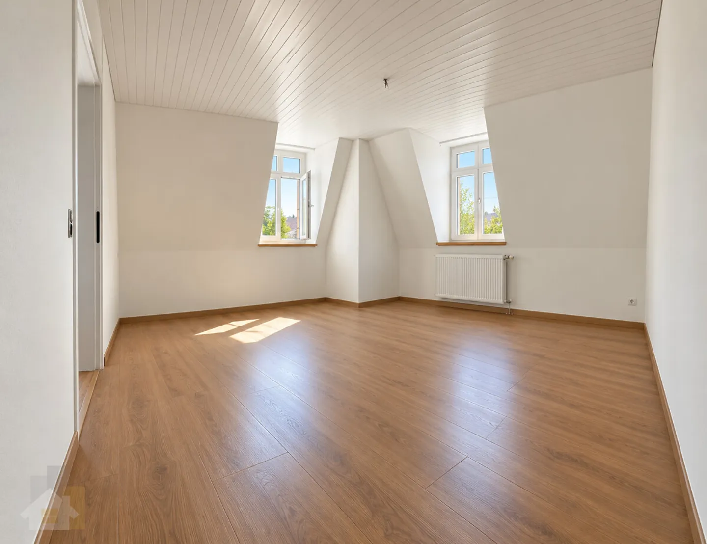 Moderne 4.5 Zimmer Wohnung - Foto 7 von 10