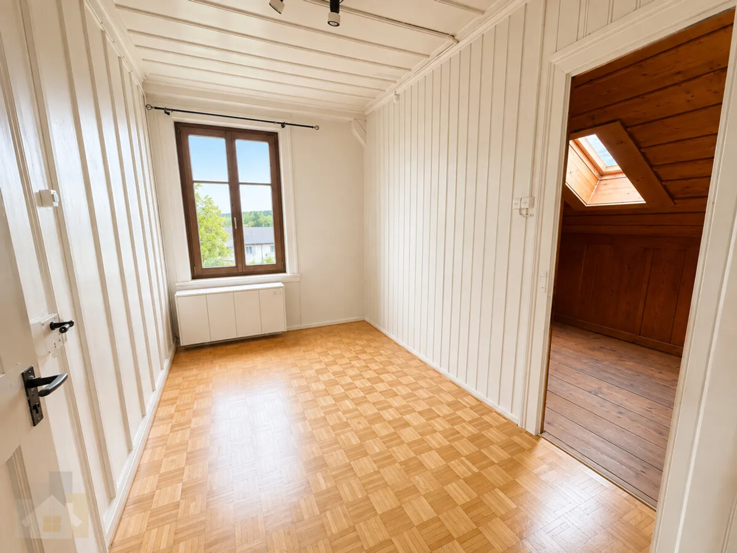 IM ZENTRUM VON ROMANSHORN PAUSCHAL MIT PARKPLATZ ALTBAUWOHNUNG - Foto 8 von 8