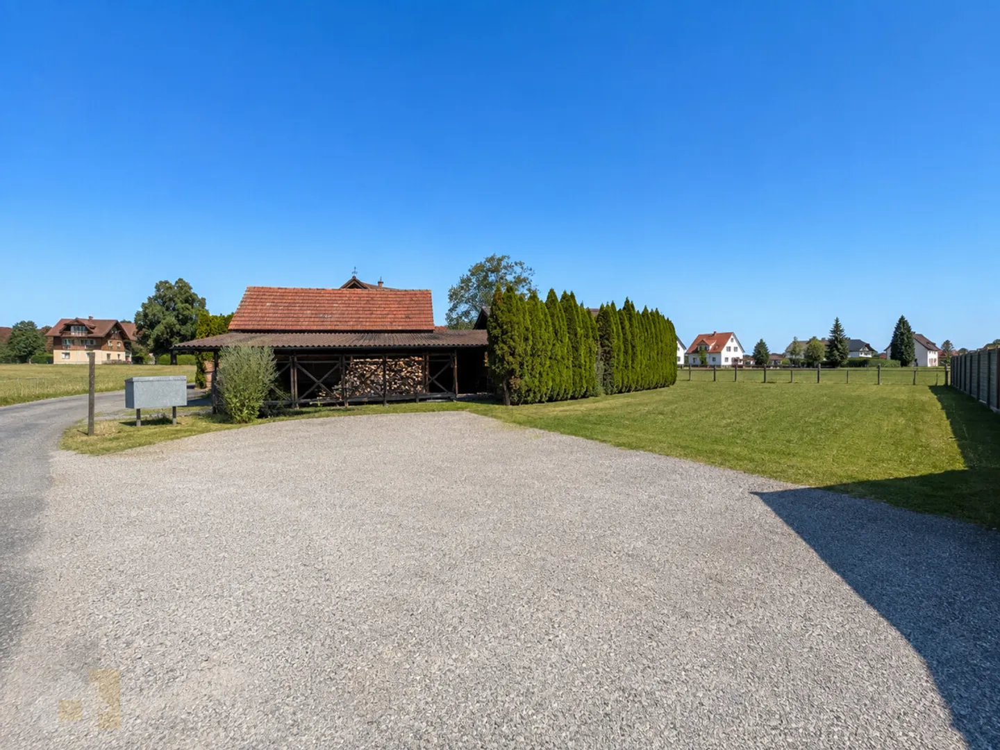 Affascinante casa di campagna con casa per gli ospiti e annesso versatile - Foto 5 di 13