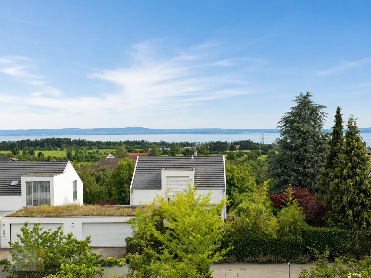 MODERN, FREE-STANDING WITH LAKE VIEW & HEATED POOL - Photo 5 of 13