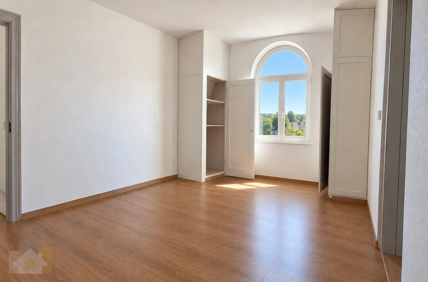 Moderne 4.5 Zimmer Wohnung - Foto 1 von 10
