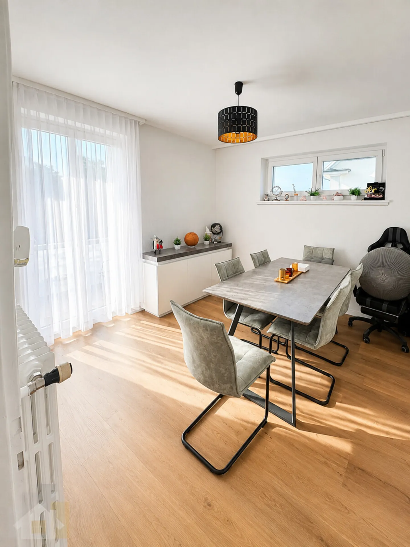 MODERN RENOVIERTE 3-ZIMMER-WOHNUNG MIT 2xBALKON - Photo 1 sur 5