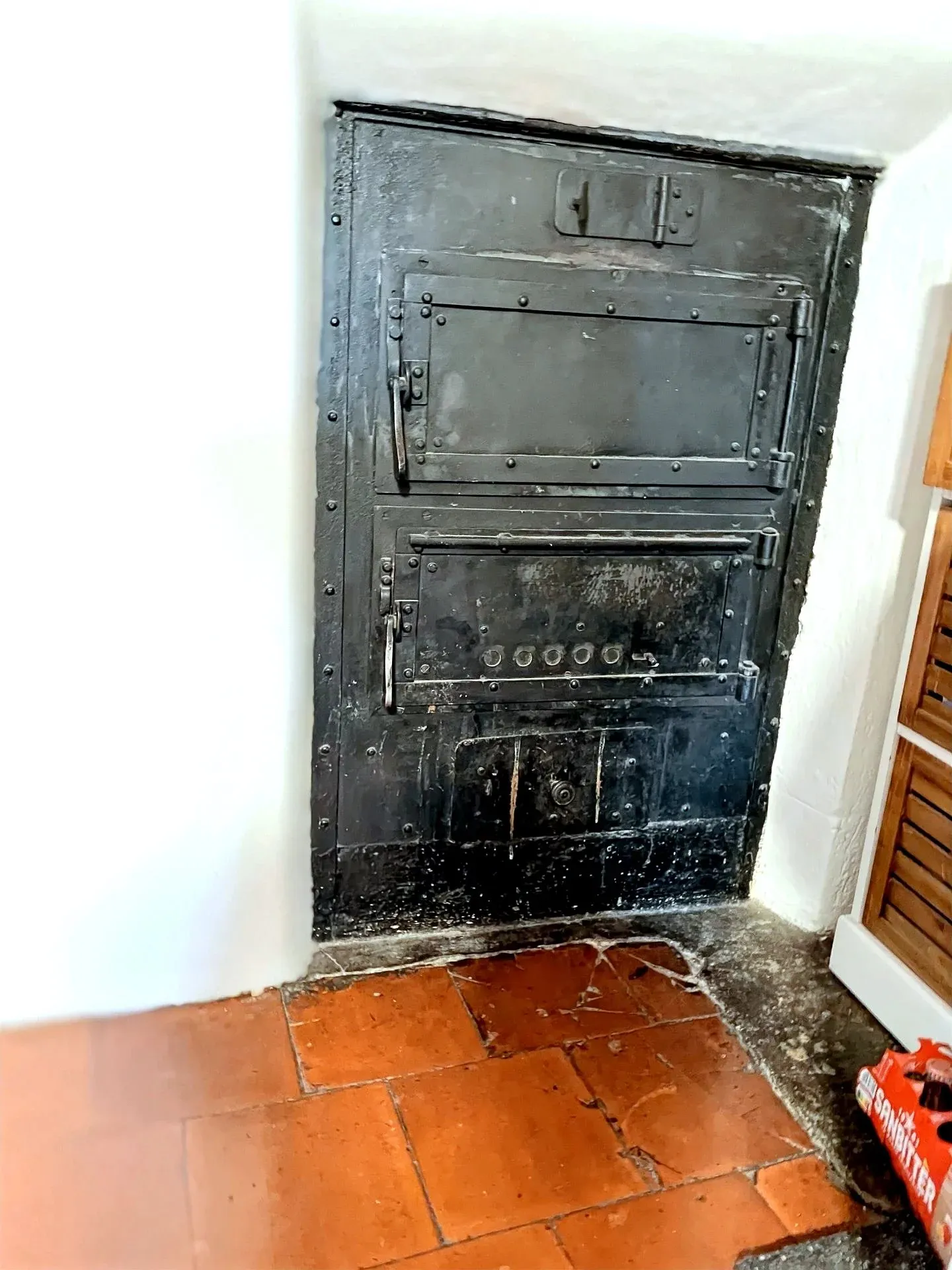 BOUDRY (NE); Casa di villaggio del XIX secolo e dipendenza da ristrutturare - Foto 7 di 13